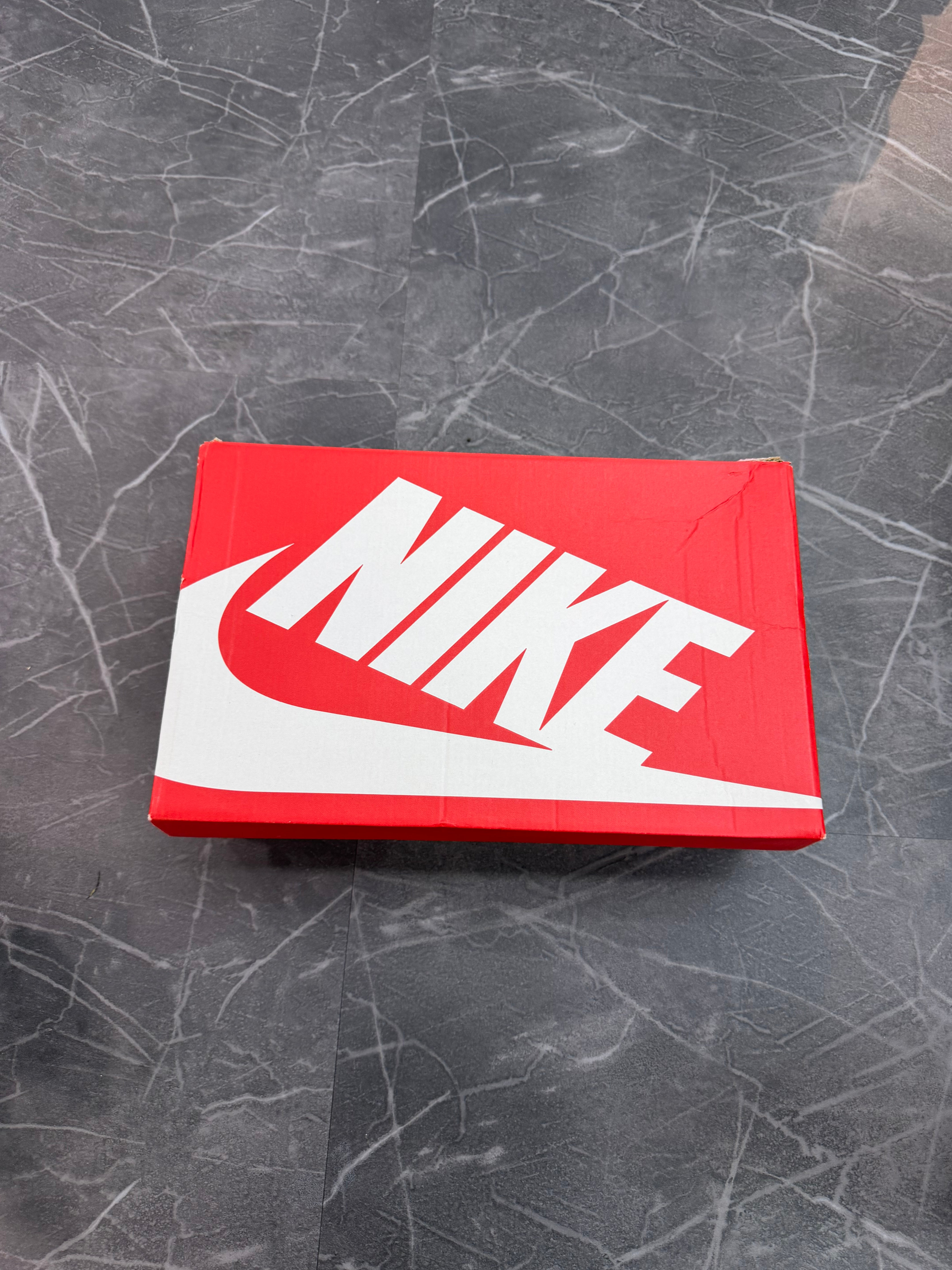 Nike Dunk Low “Split Jungle”