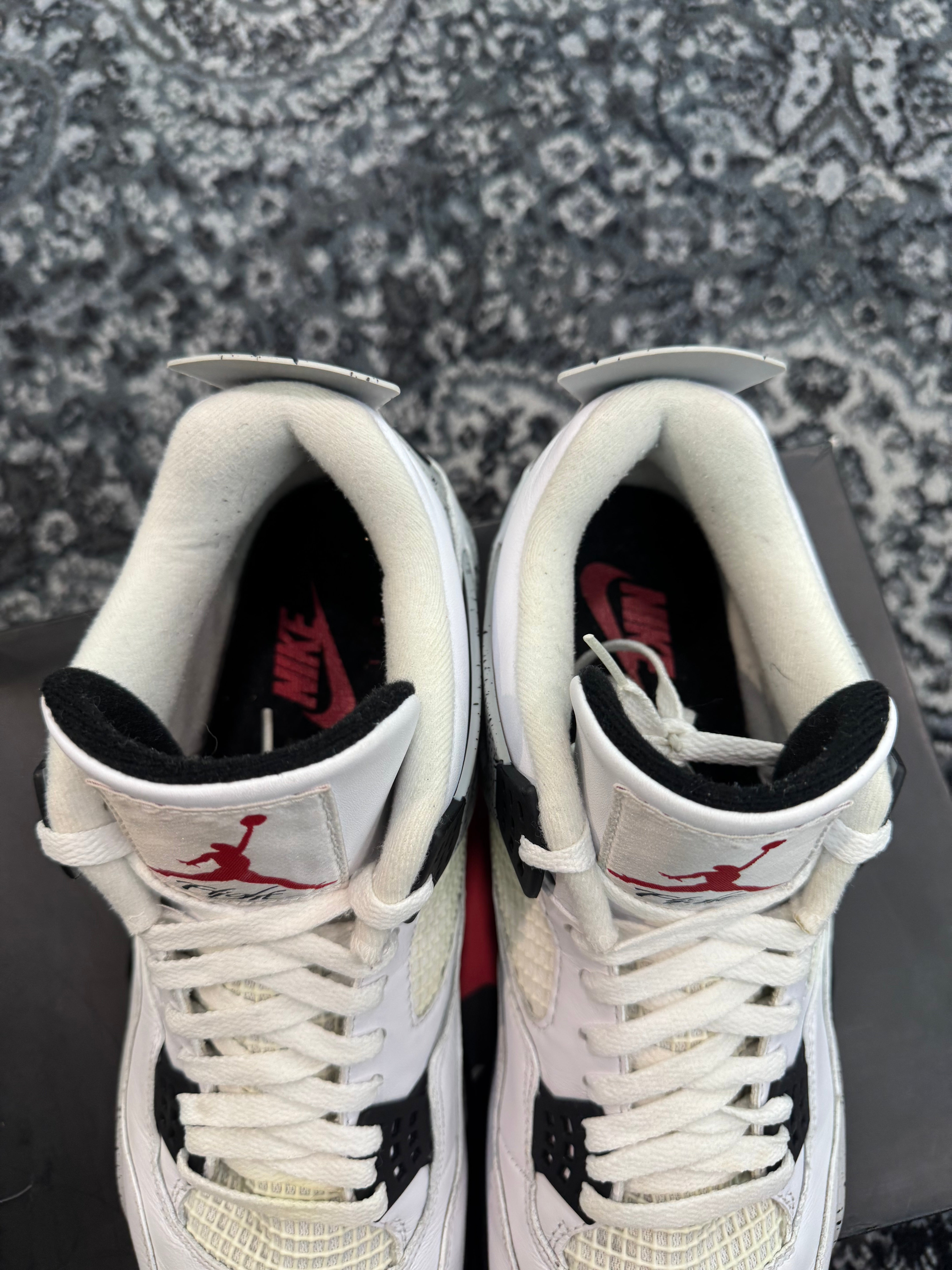 Jordan 4 White Cement (2016)