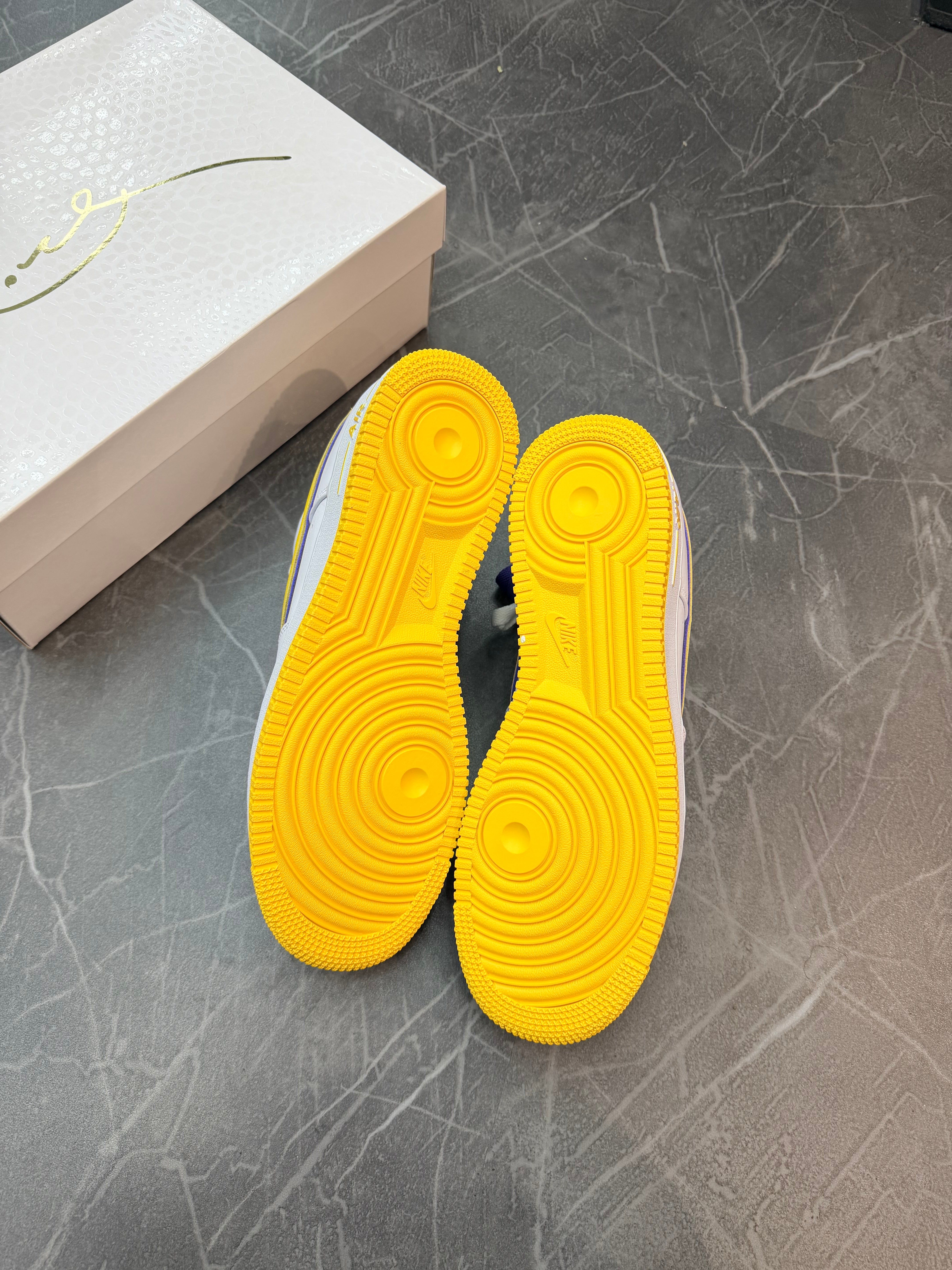 Nike Air Force 1 Low Kobe Bryant Lakers