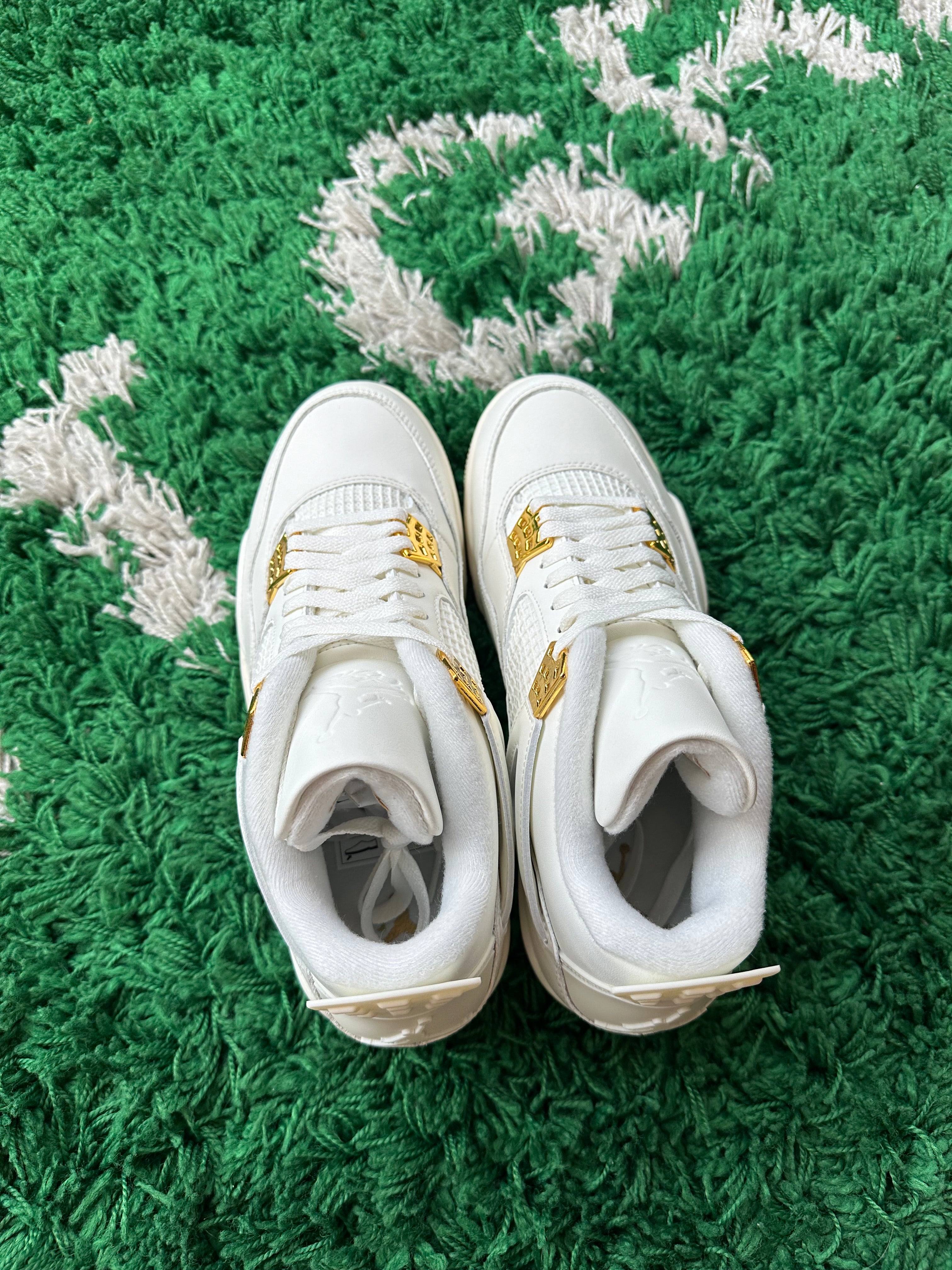 Jordan 4 “Metallic Gold”