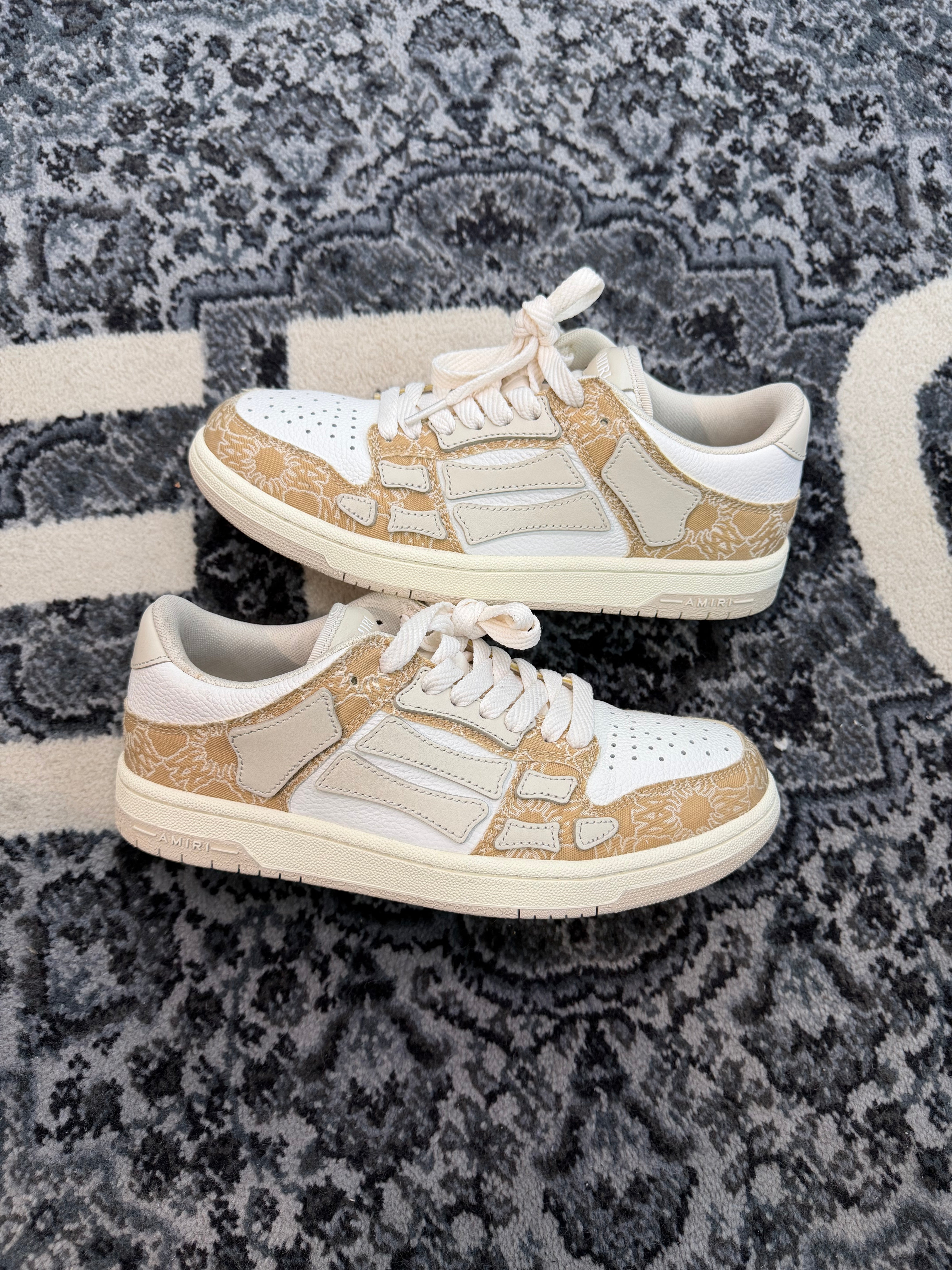 Amiri Bone Low “Tan Brown”