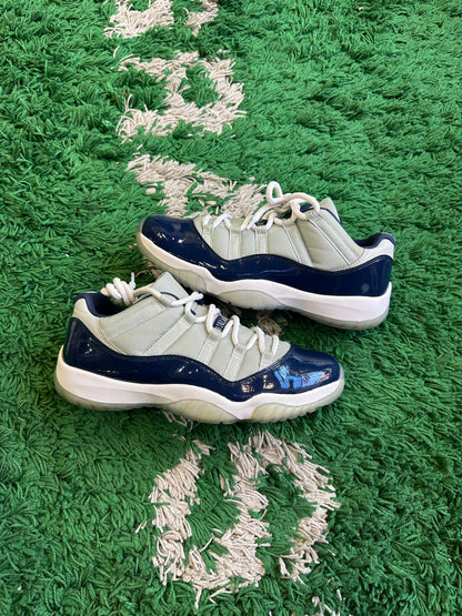 Jordan 11 Low “Georgetown”