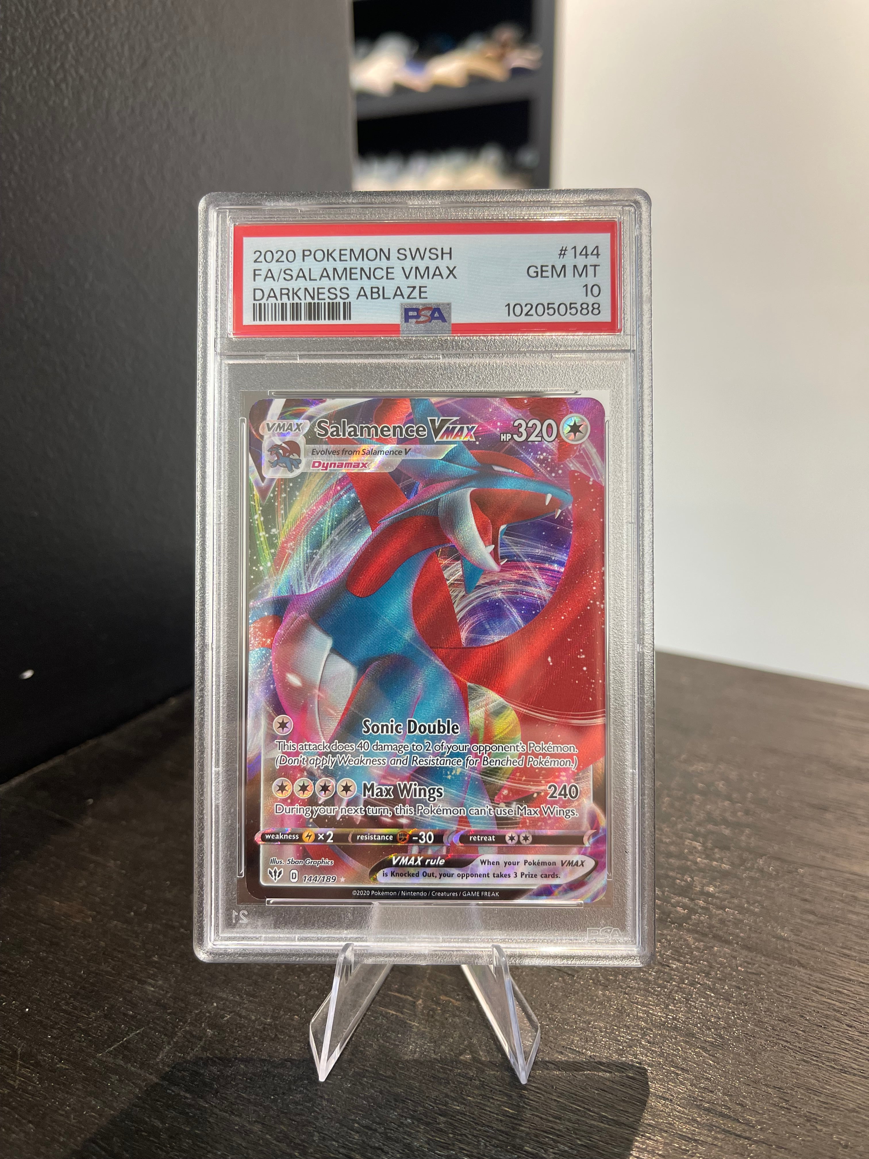 Salamence VMAX #144 (PSA 10)