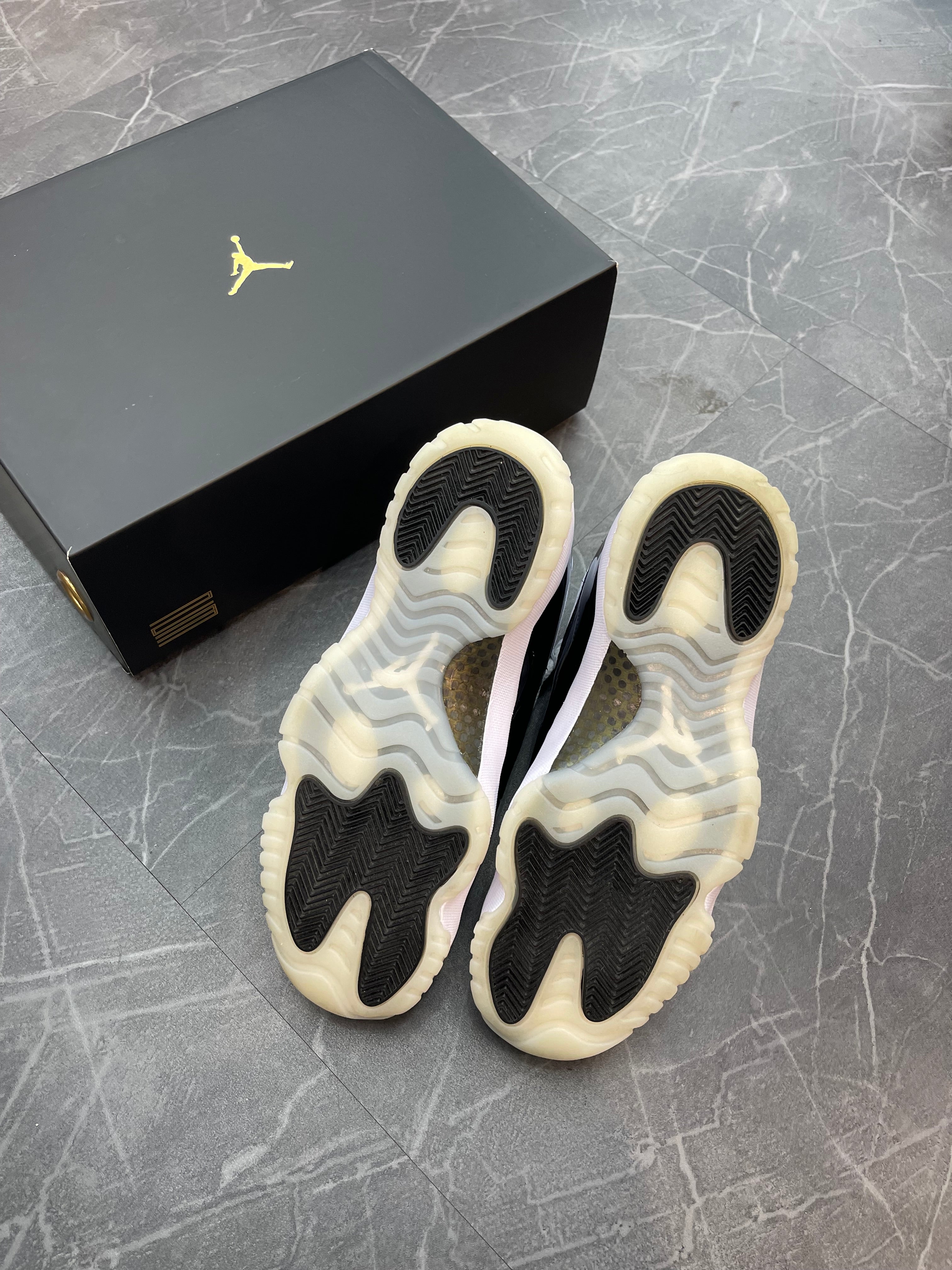 Jordan 11 “DMP Gratitude”