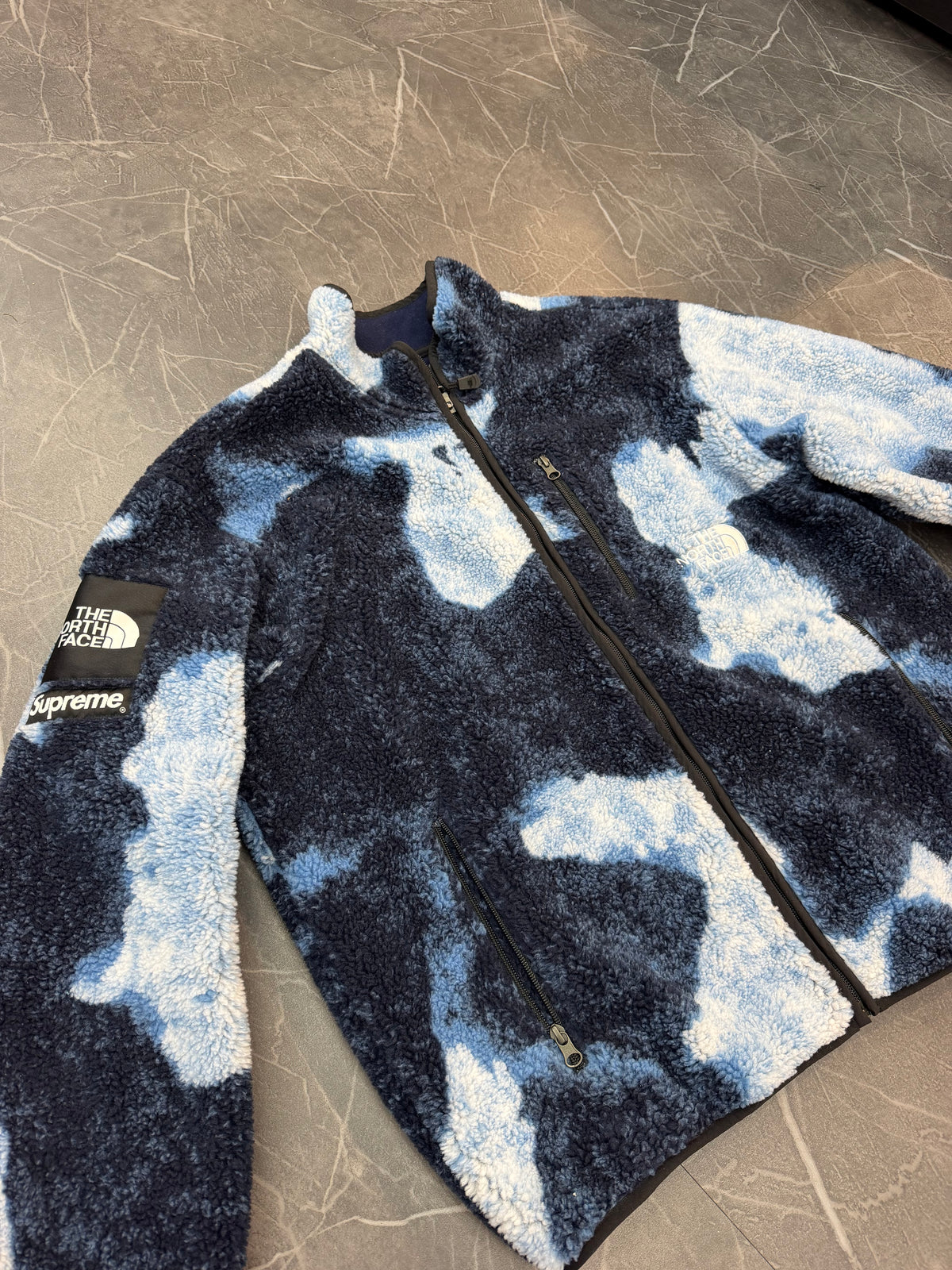 Supreme x The North Face Fleece Jacket “Bleached Denim”