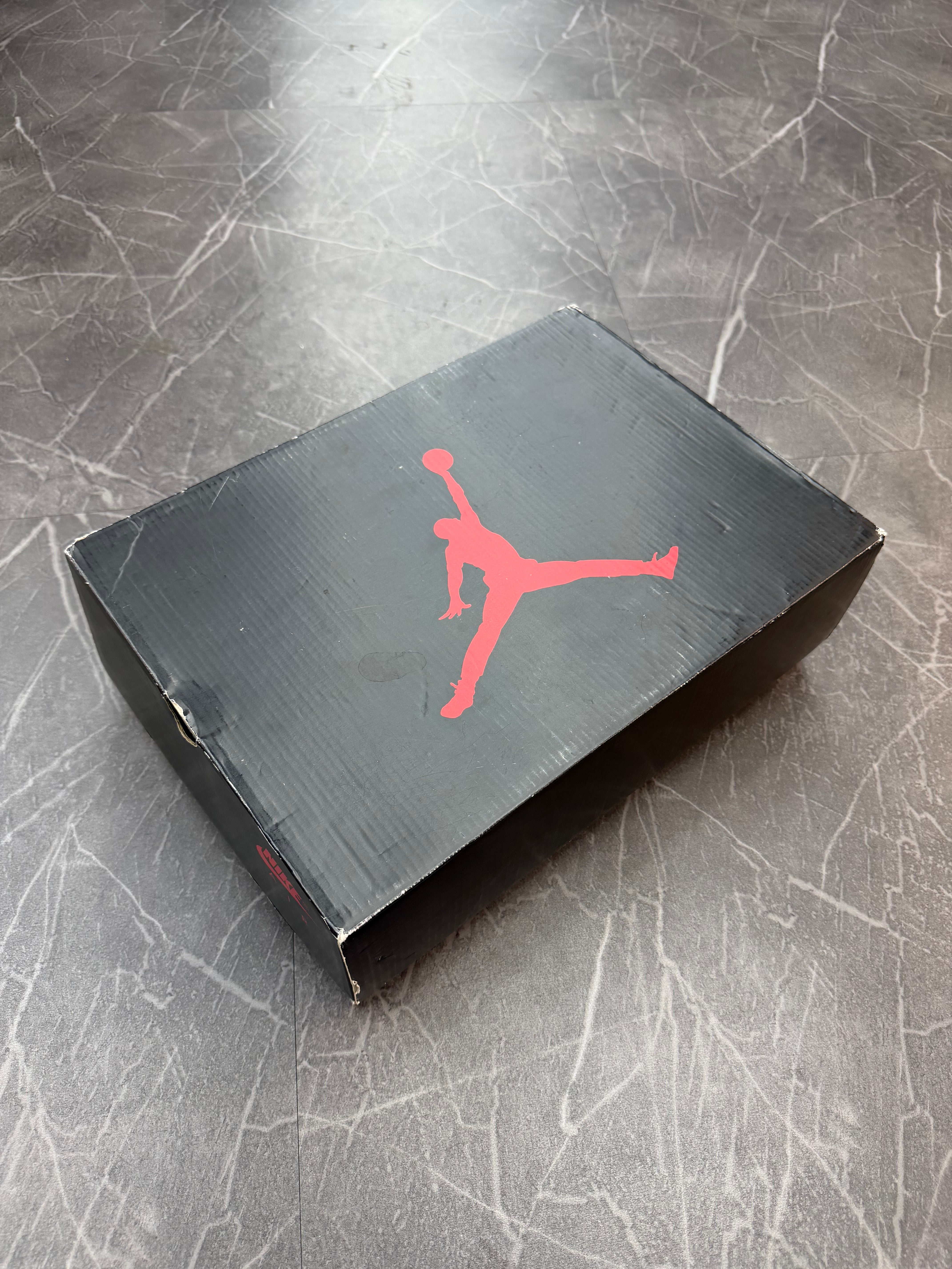 Jordan 5 “Black Metallic Reimagined”