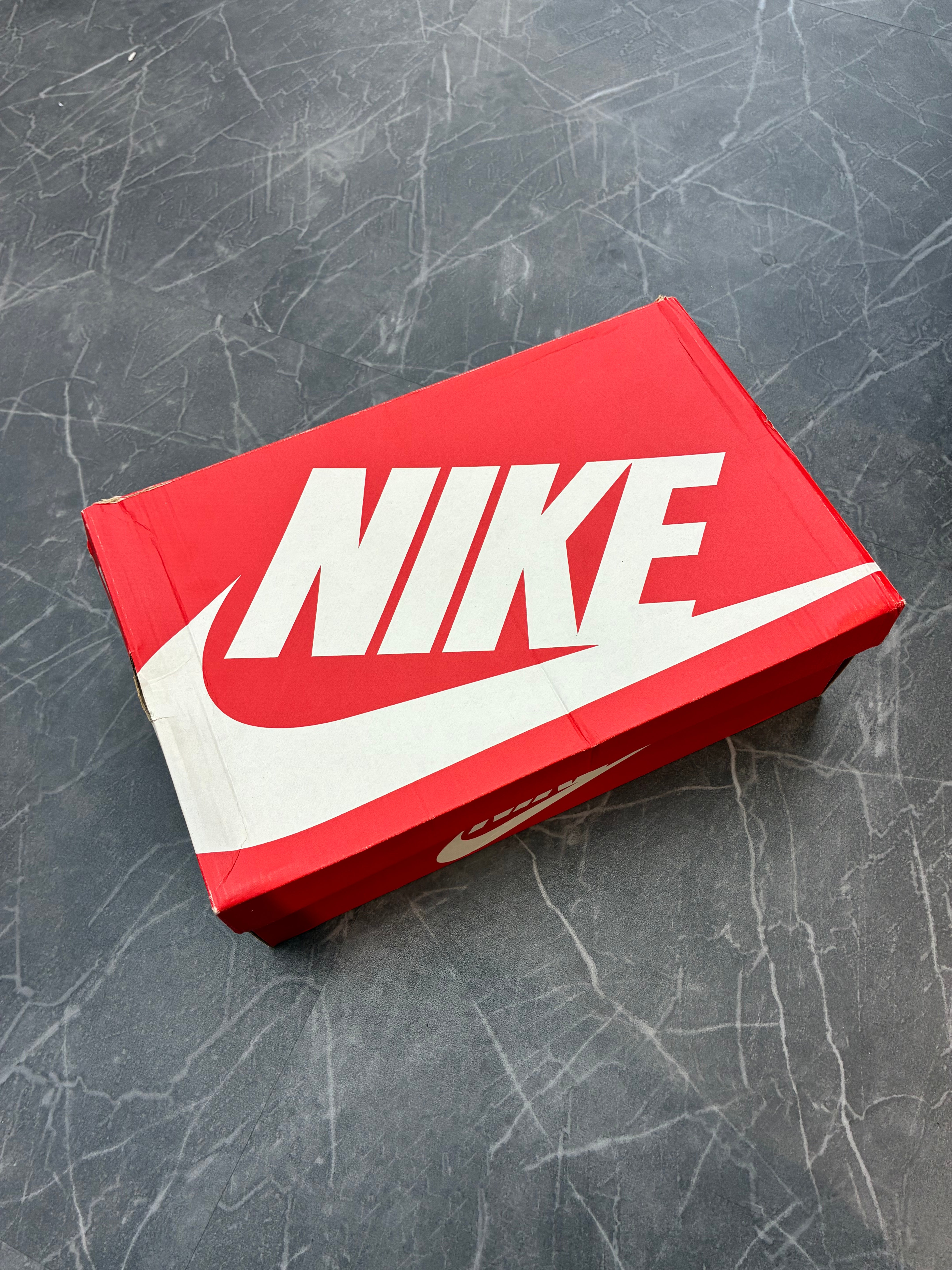 Nike Dunk Low “St John”
