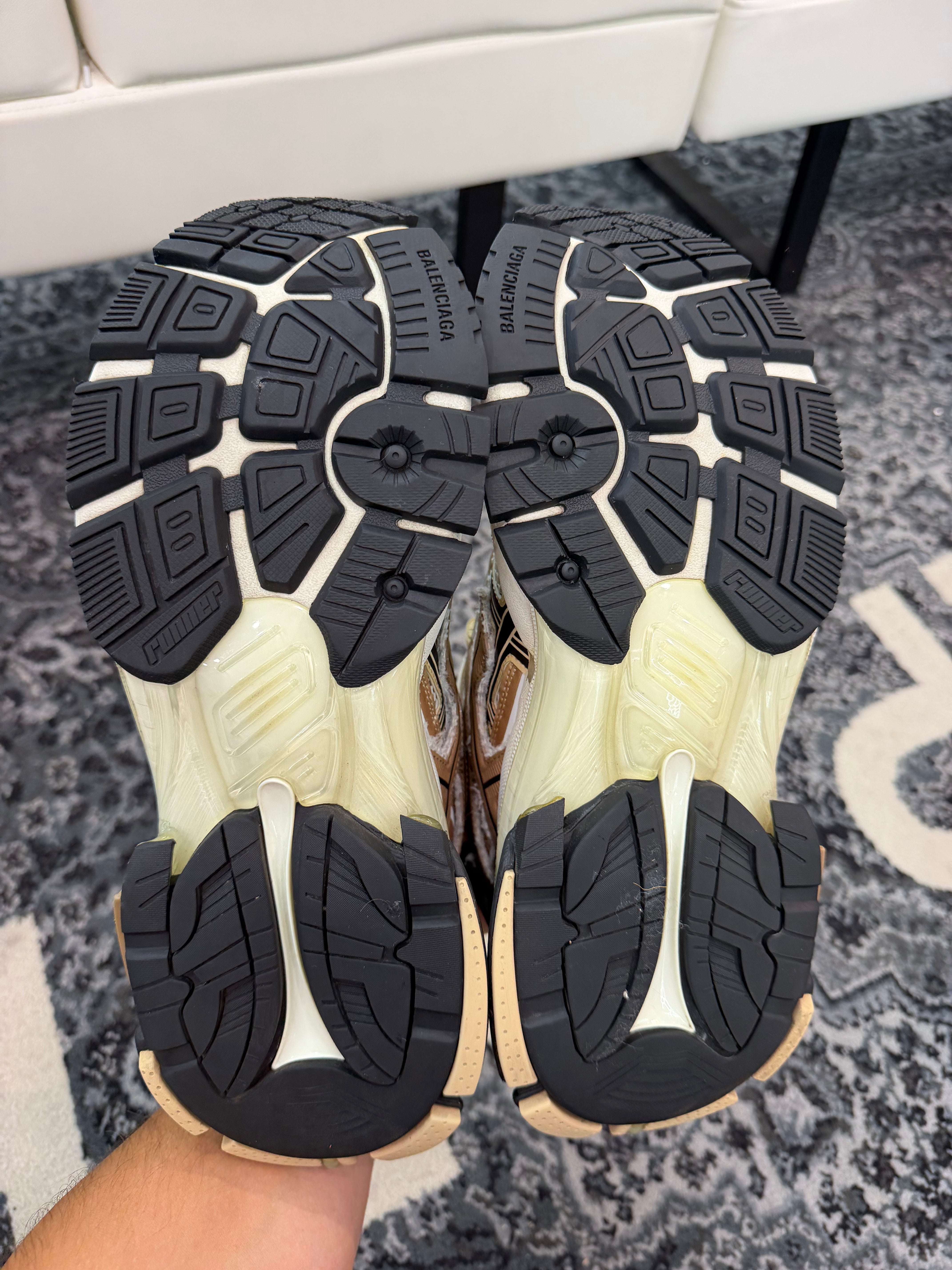 Balenciaga Runner “Mocha Beige”