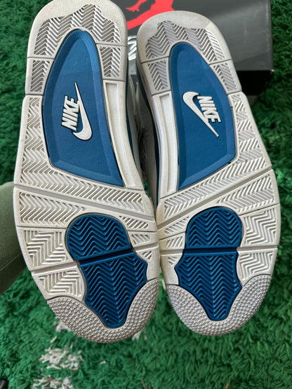 Jordan 4 “Military Blue”