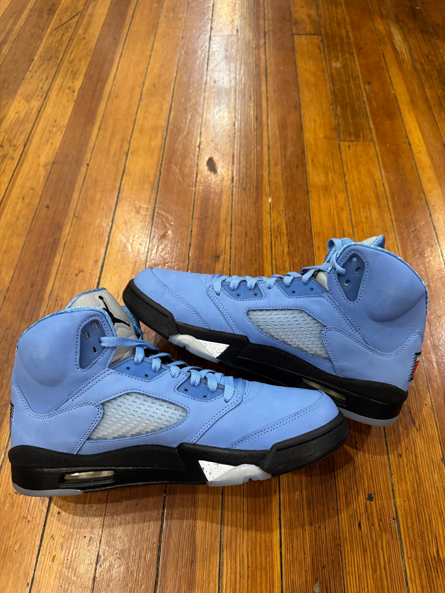 Jordan 5 “UNC”