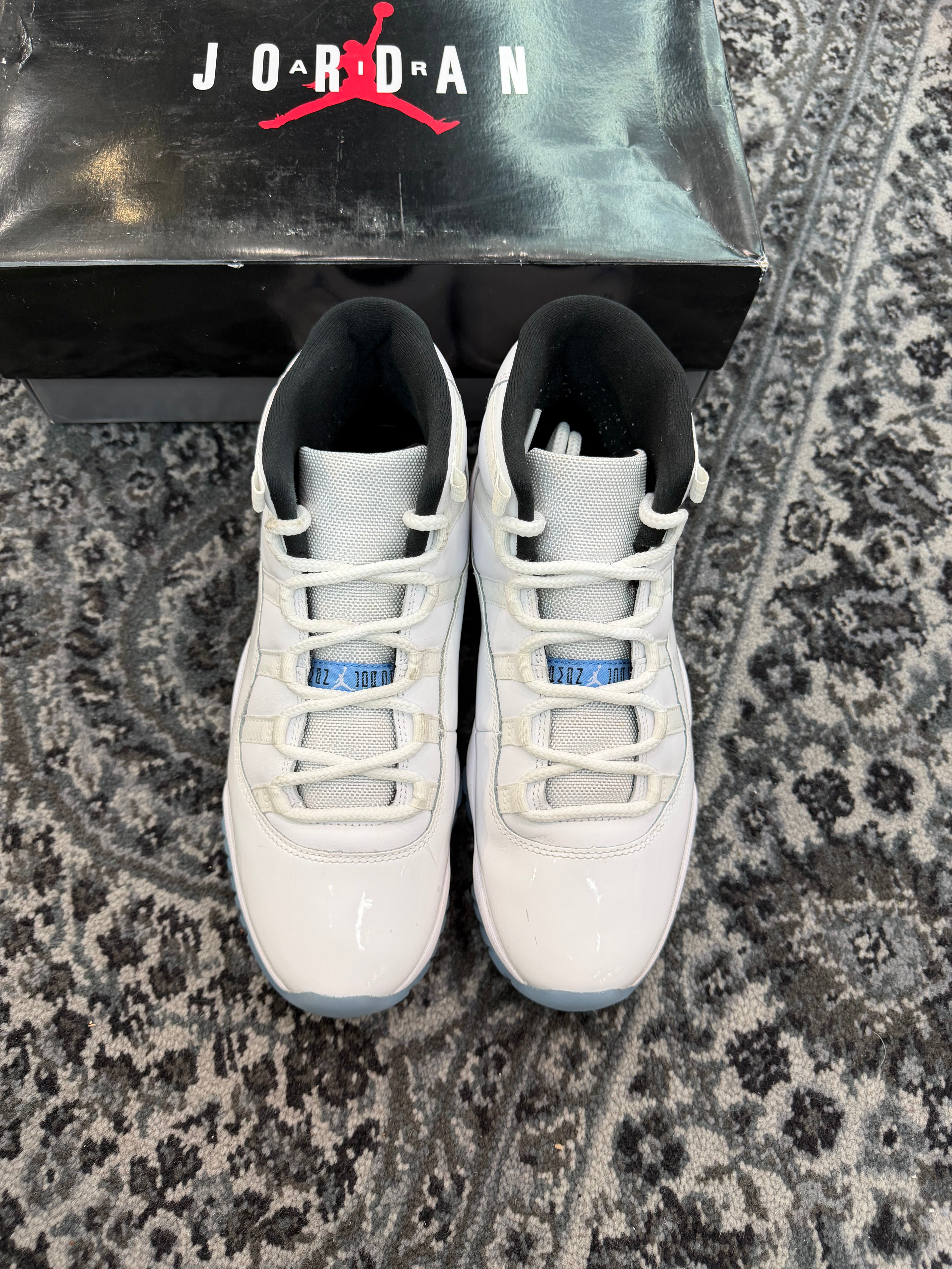 Jordan 11 “Legend Blue”