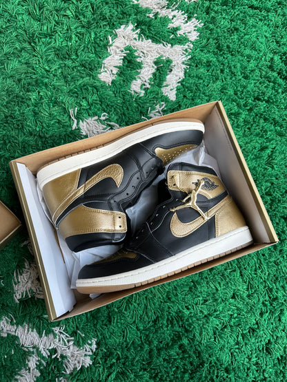 Jordan 1 High “Metallic Gold”