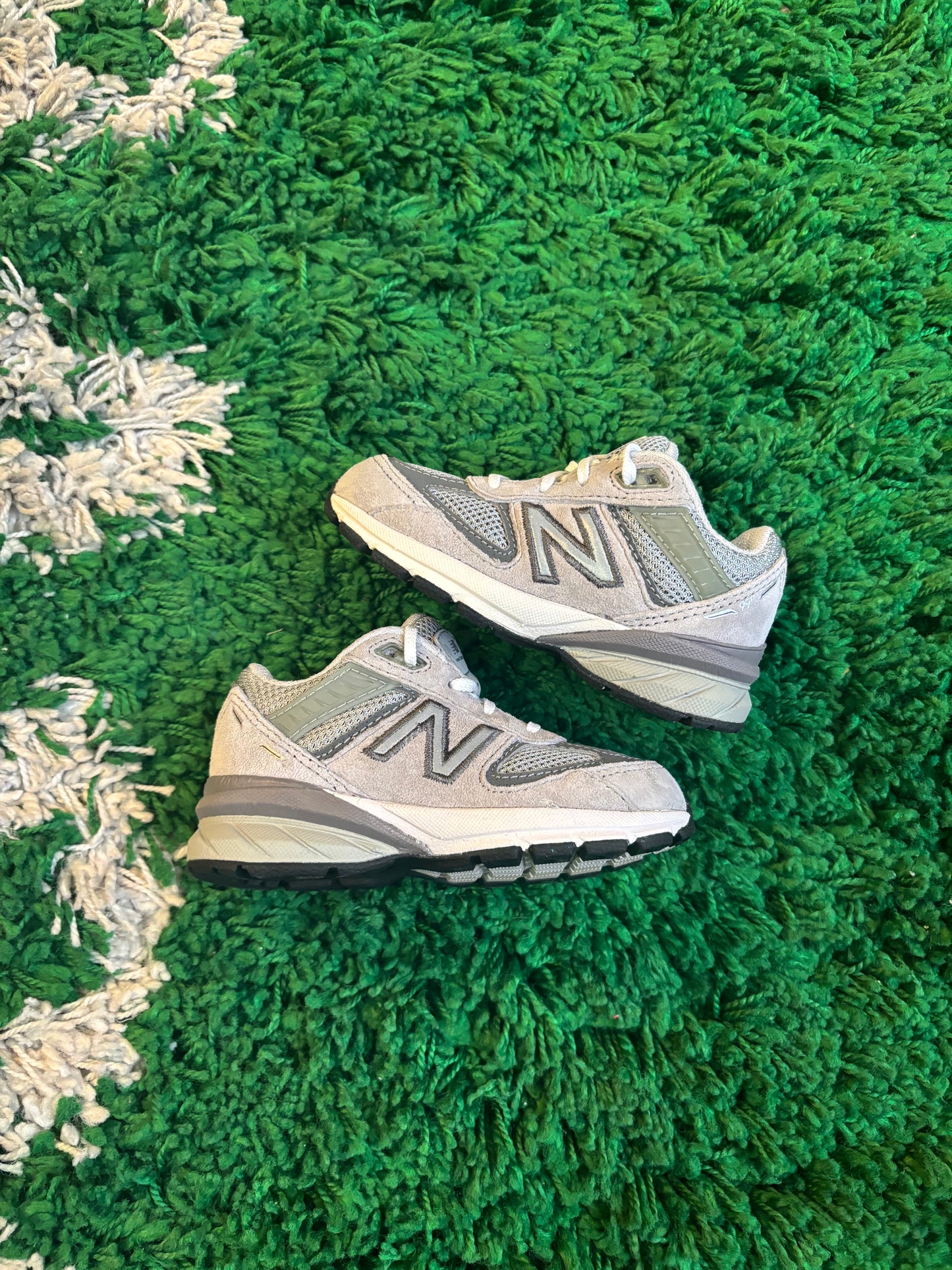 New Balance 990 v5 “Grey”