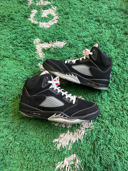 Jordan 5 “Black Metallic Reimagined”