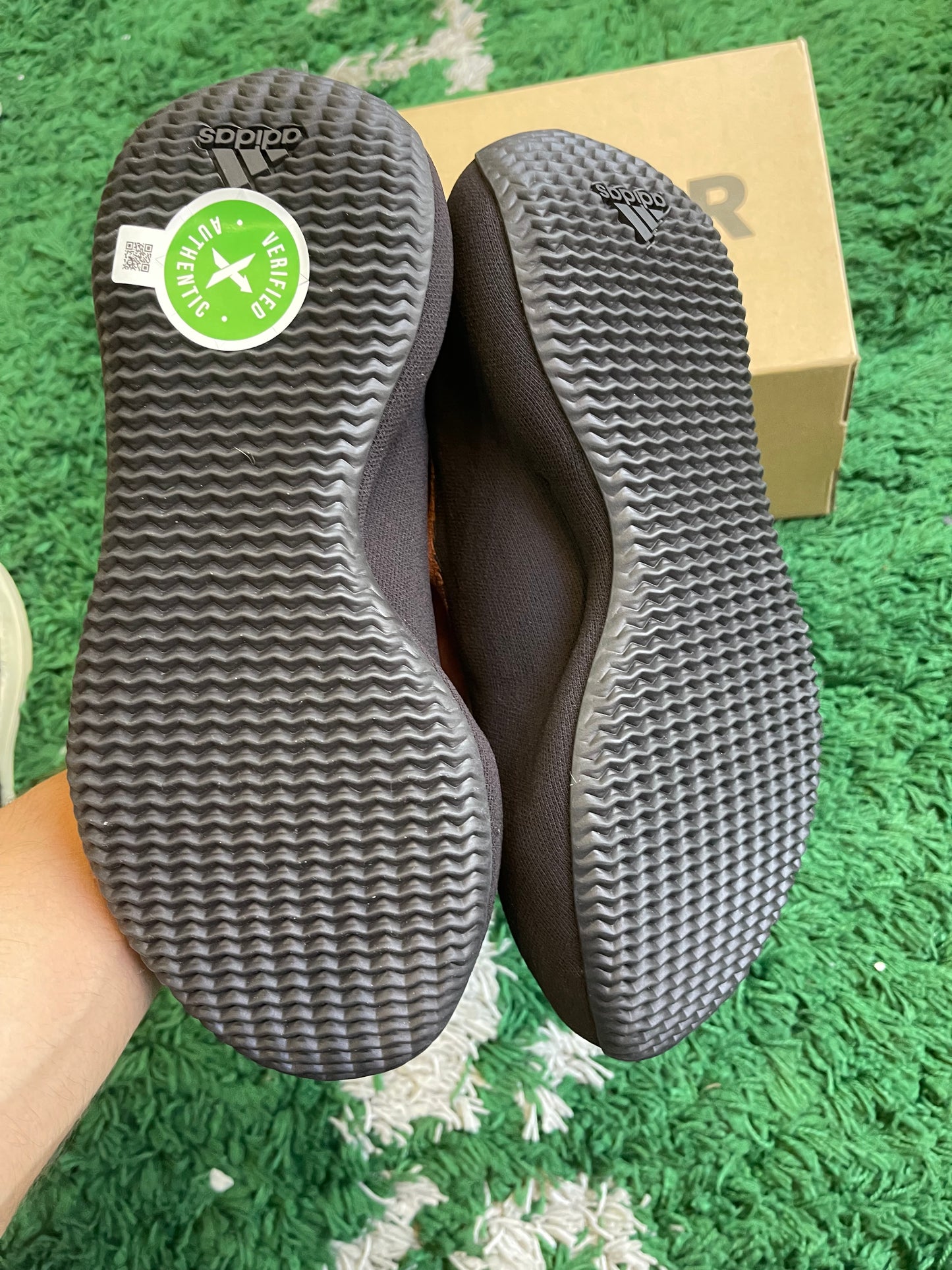 Yeezy Knit RNR “Stone Carbon”