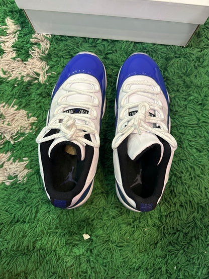 Jordan 11 Low “White Concord”