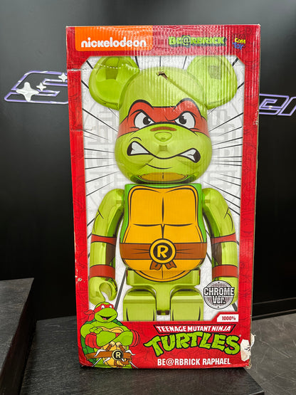 Bearbrick 1000% “Teenage Mutant Ninja Turtles Raphael Chrome”