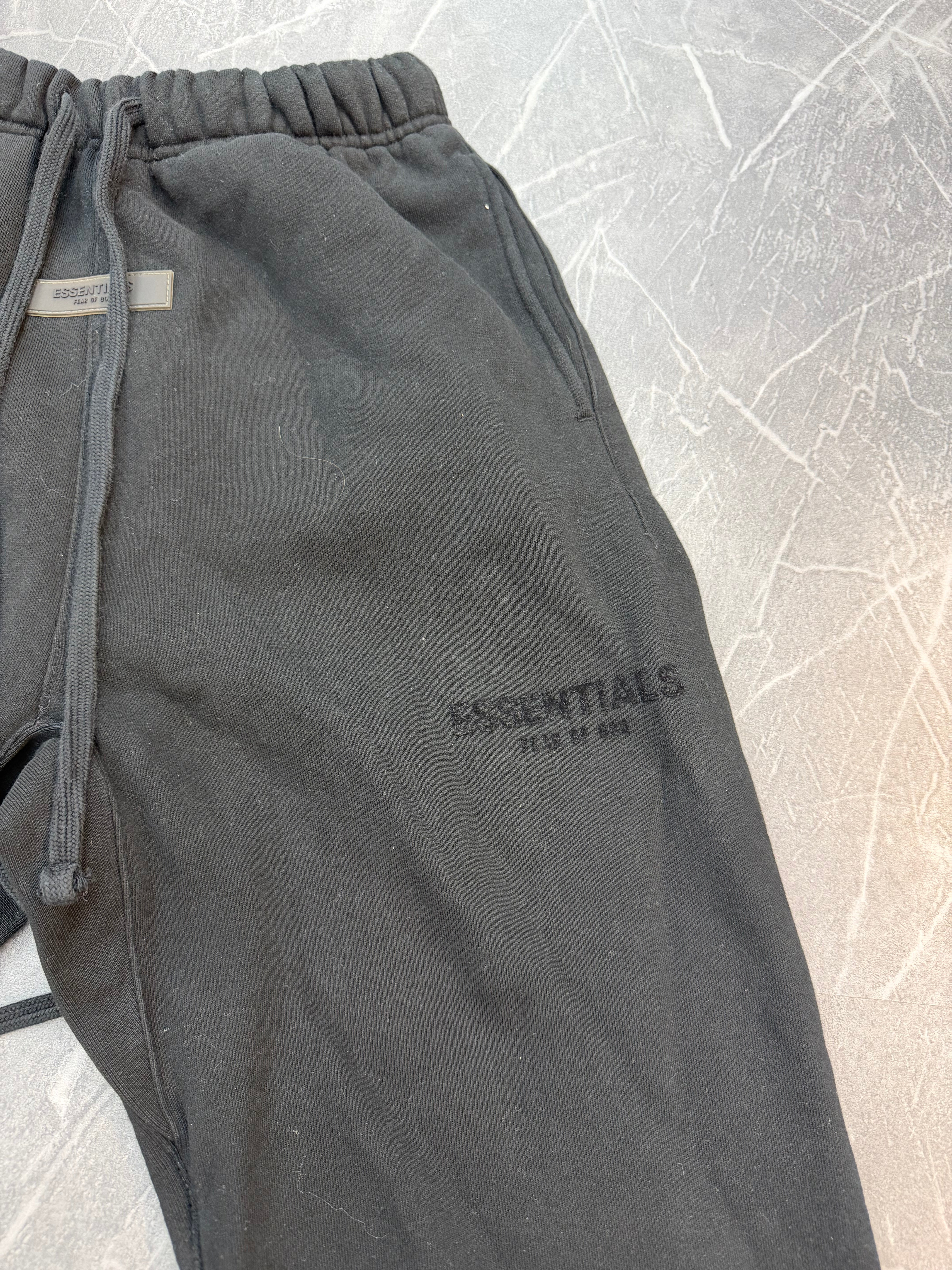 Essentials Relaxed Sweatpants “Black”