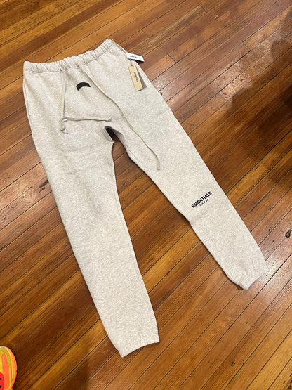 Essentials Sweatpants “Light Oatmeal”