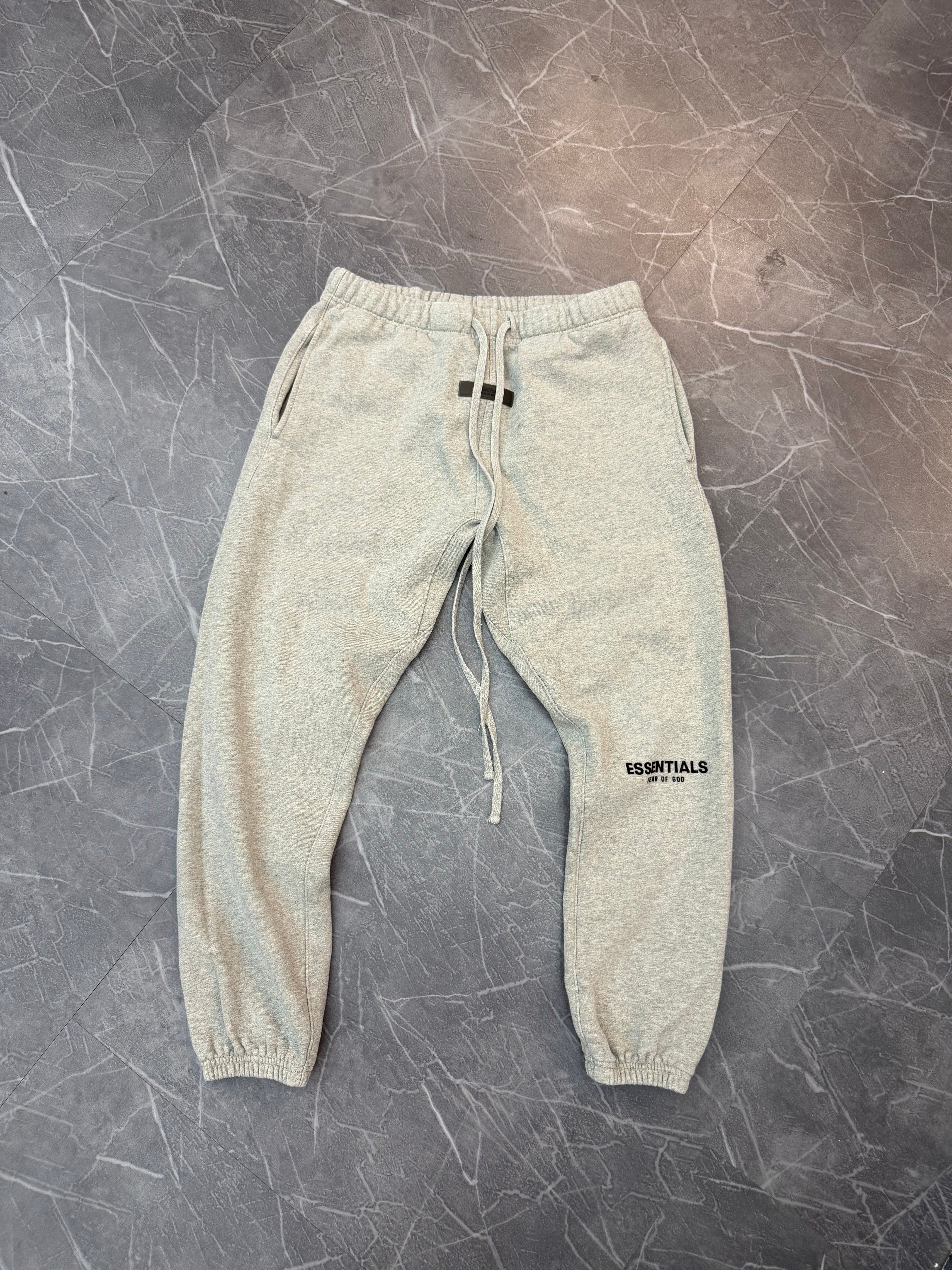 Essential Sweatpants “Light Oatmeal”