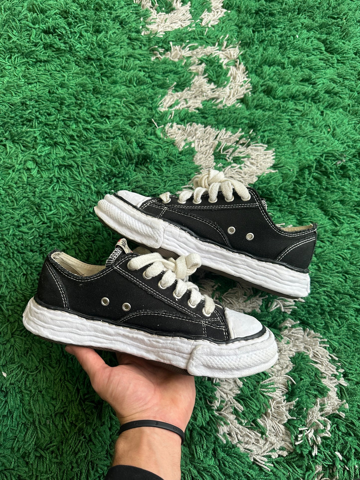 Maison Mihara Low Top “Black”
