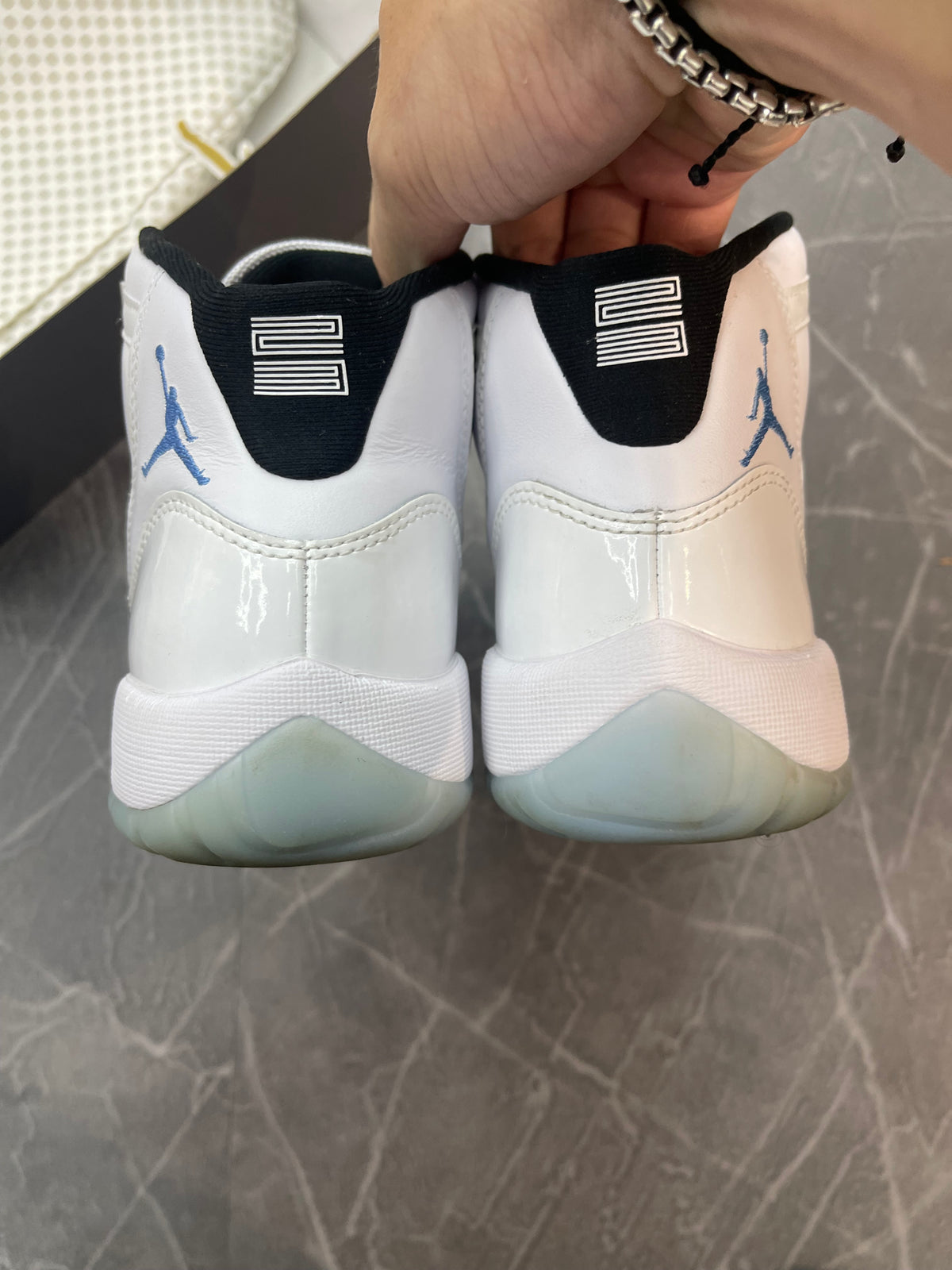 Jordan 11 “Legend Blue”