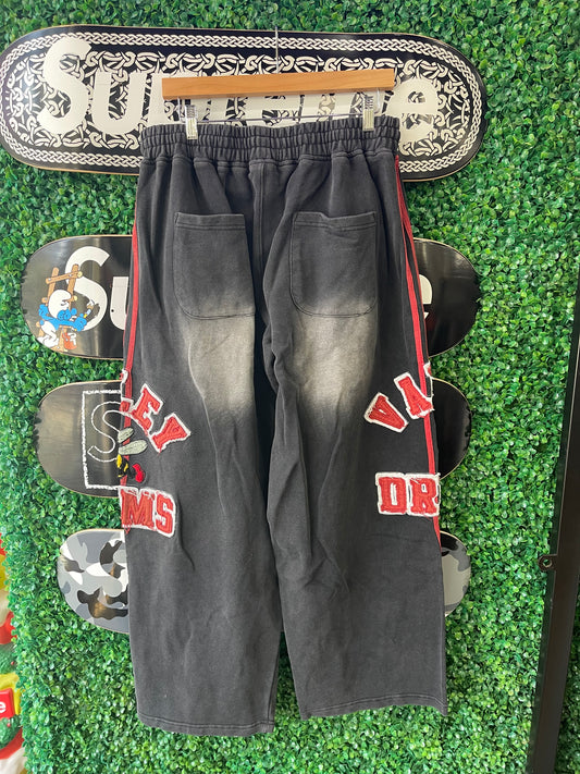 Vale Forever Anthem Tracks “Black”