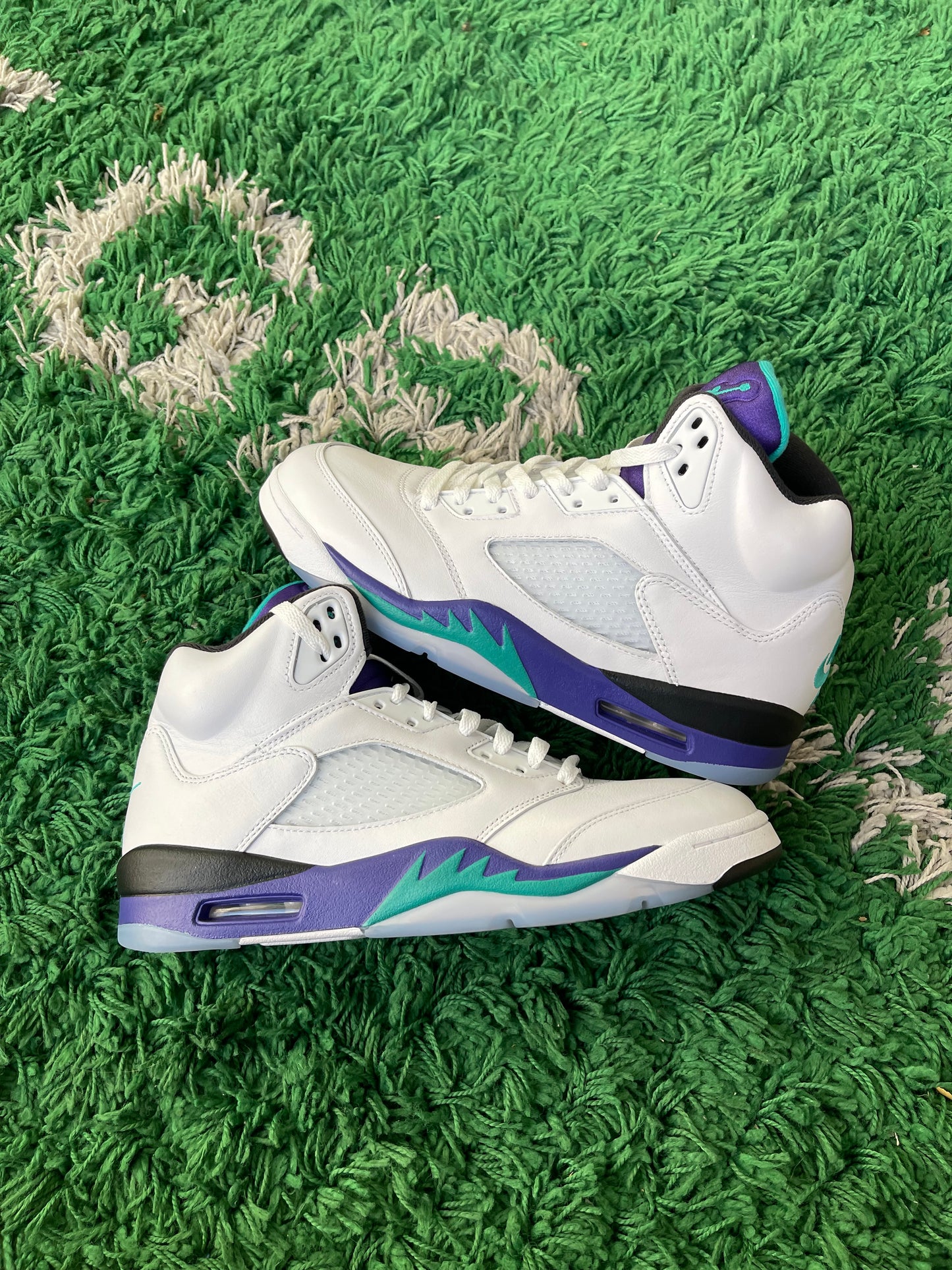 Jordan 5 “Grape”