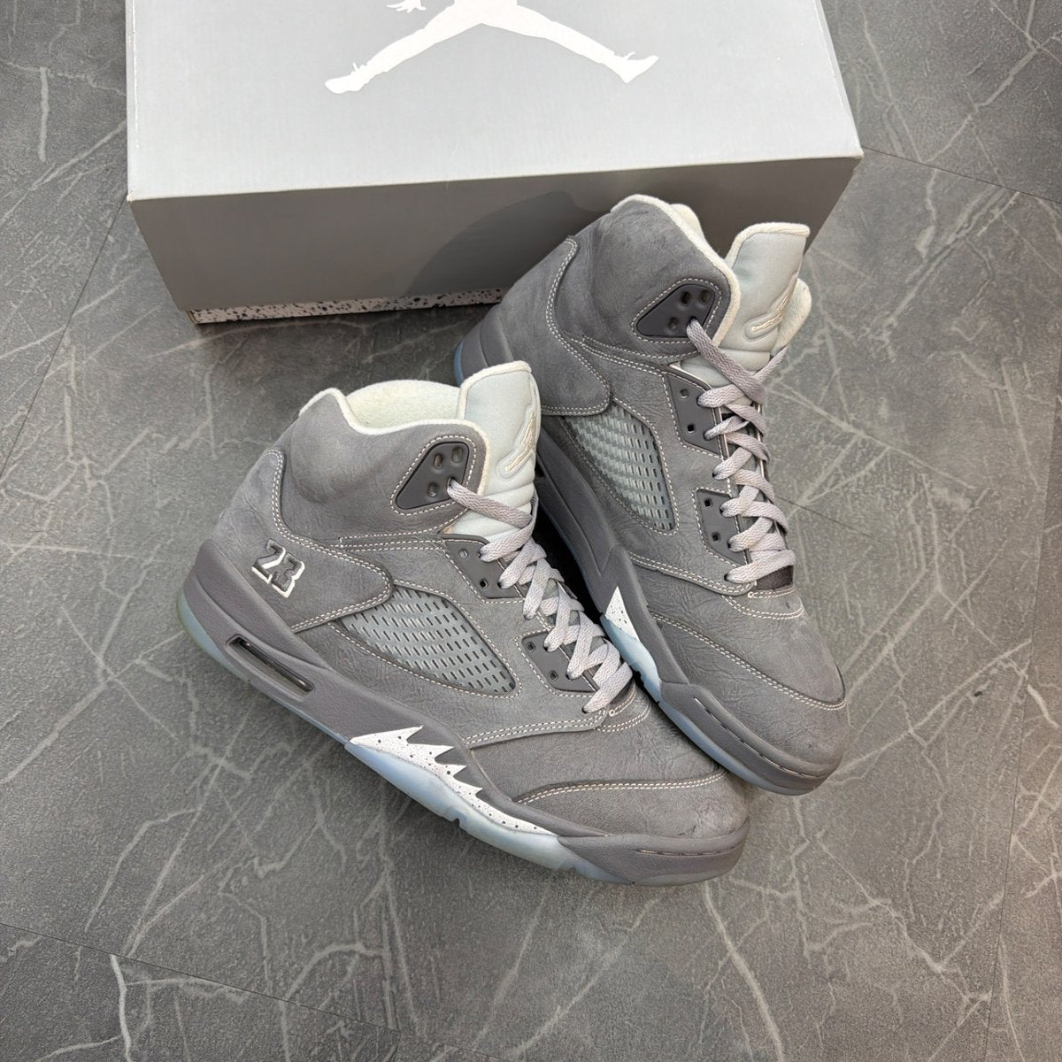 Jordan 5 Retro Wolf Grey (2026) - Image 2