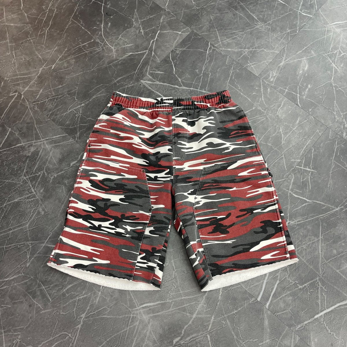 Supreme Double Knee Painter Sweatshort Red Tiger Camo (Size L) (Lightly Worn)