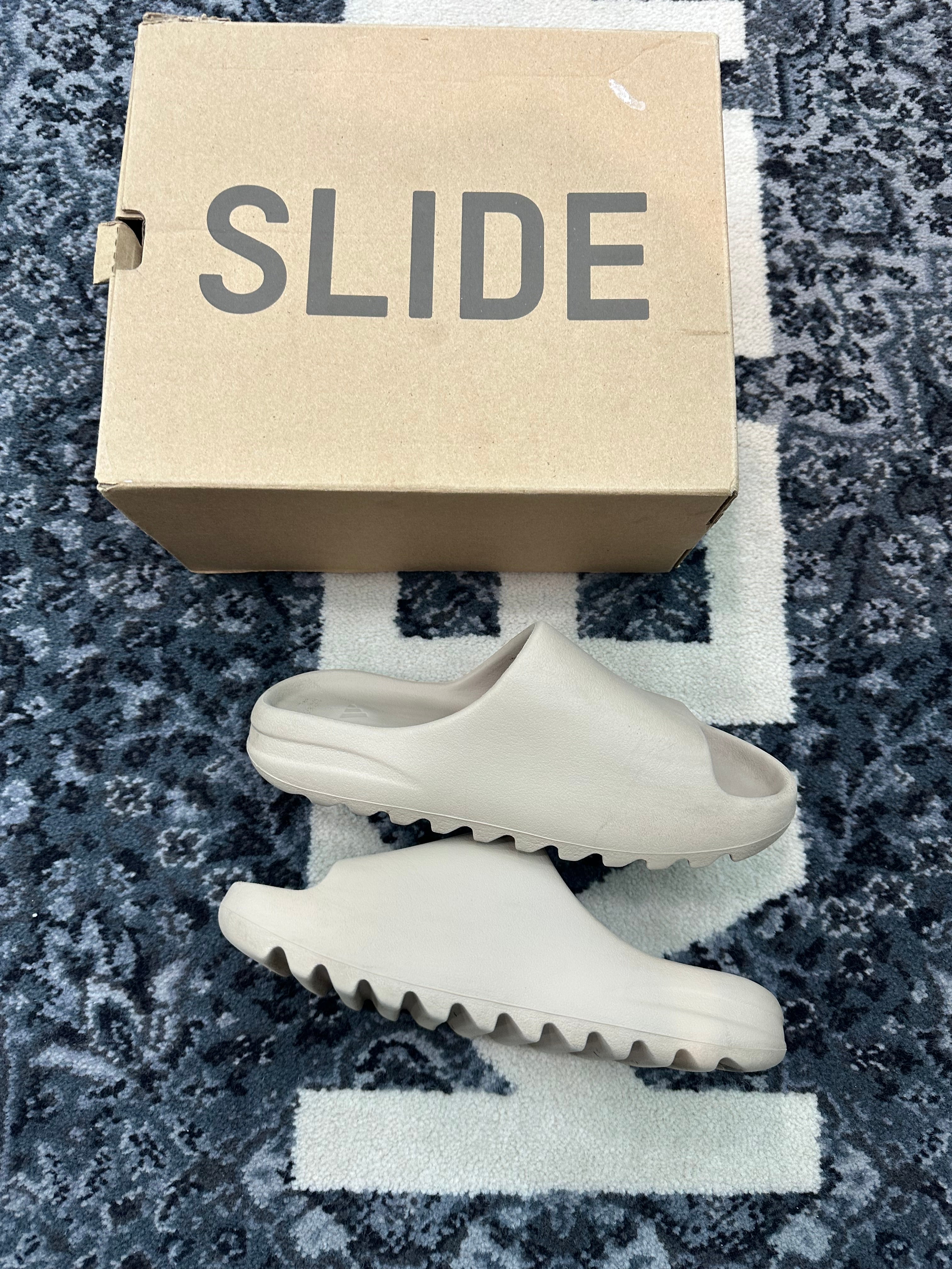Yeezy Slide “Pure”