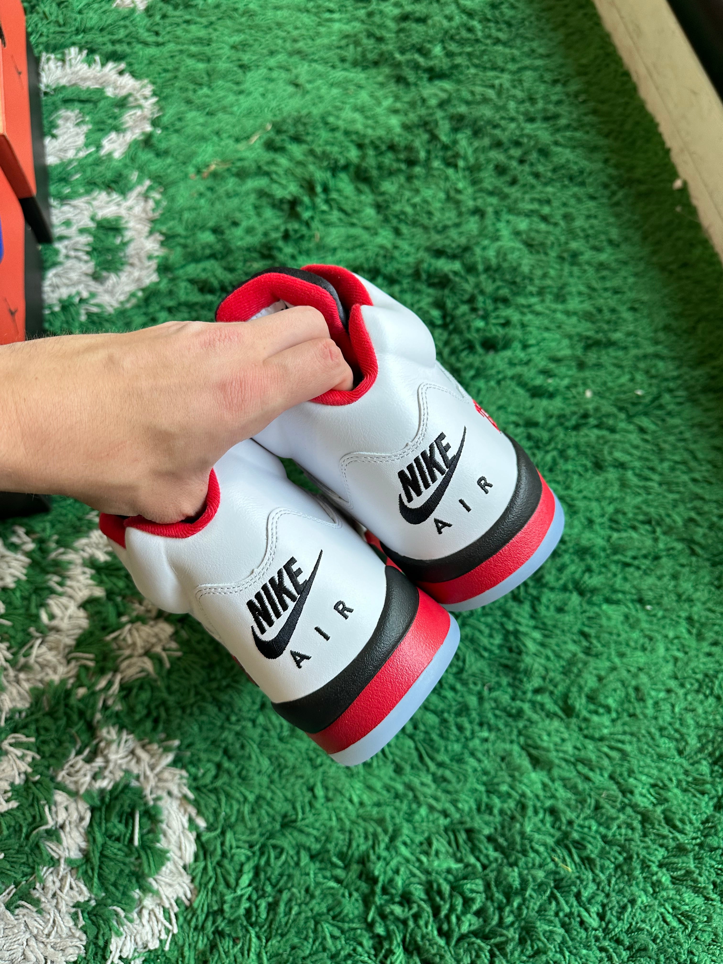 Jordan 5 “Fire Red Black Tongue”