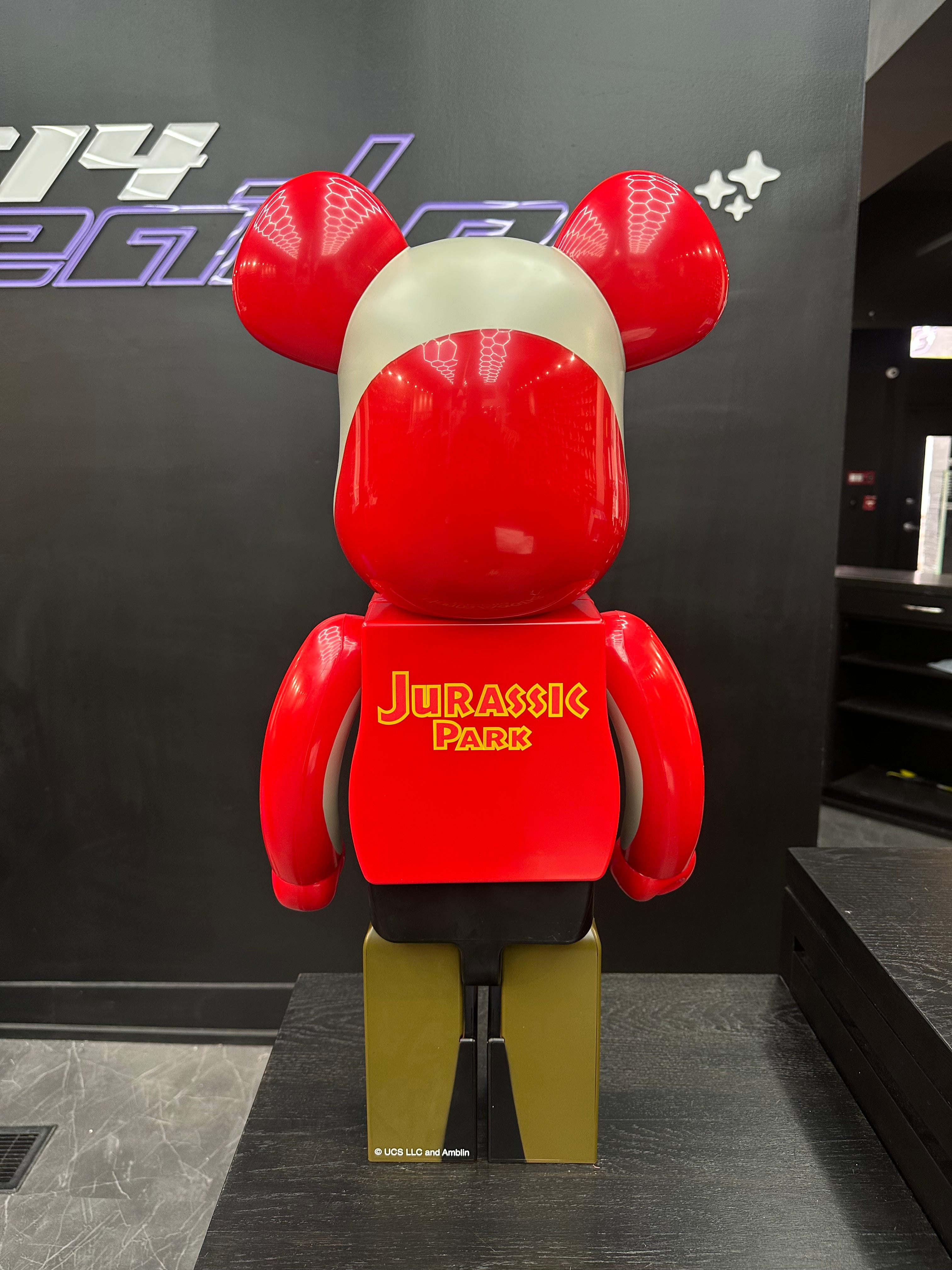 BearBrick 1000% Jurassic Park