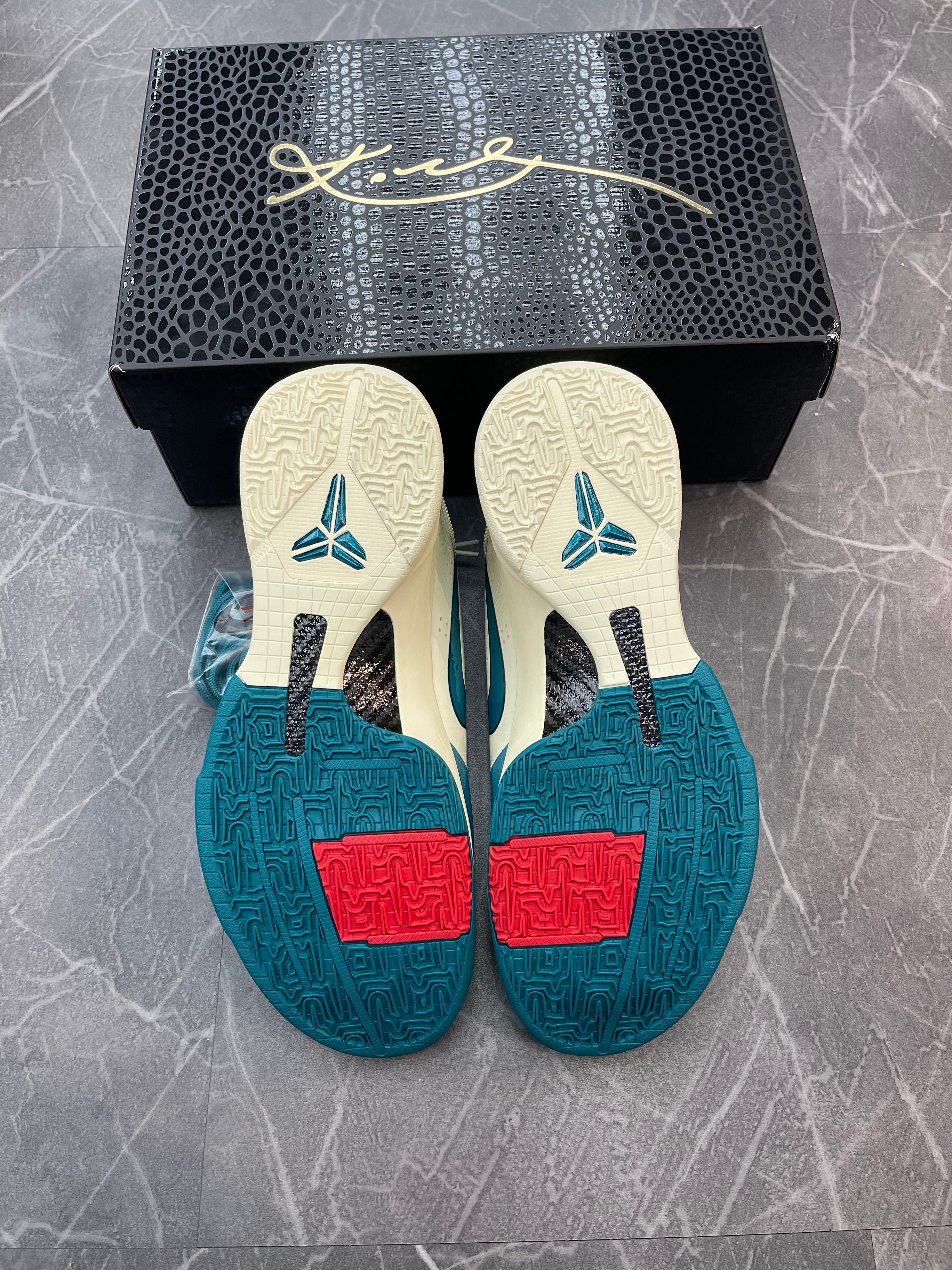 Kobe 5 Protro Caitlin Clark “Coconut Milk Spruce”