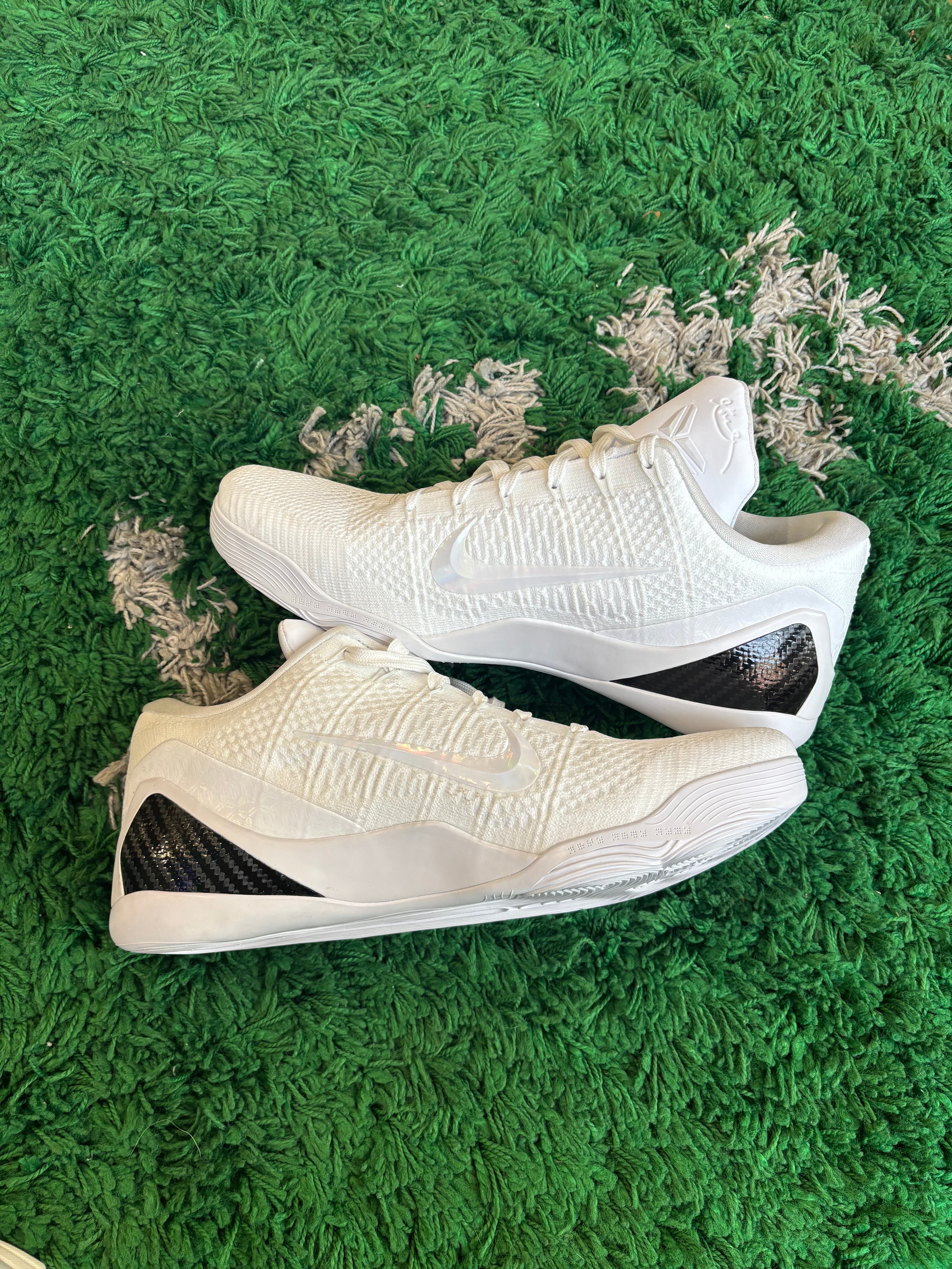 Kobe 9 Elite Low “Halo”