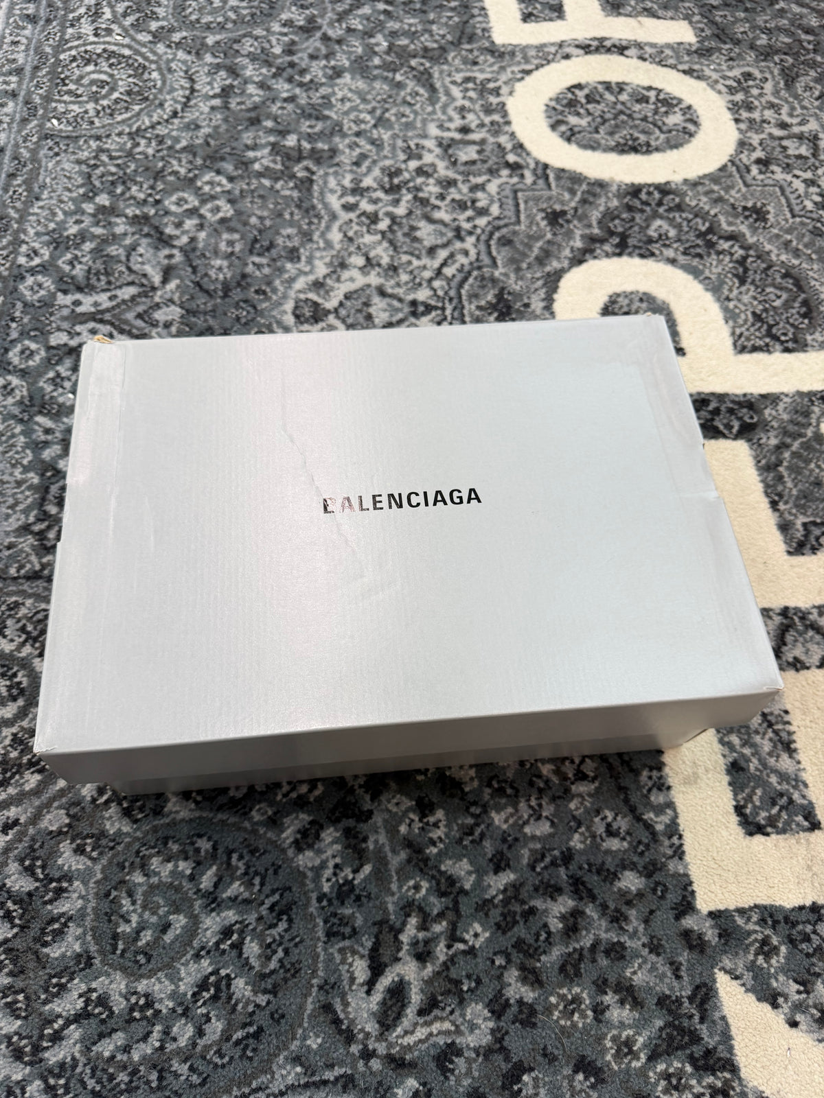 Balenciaga Runner “Yellow Grey”