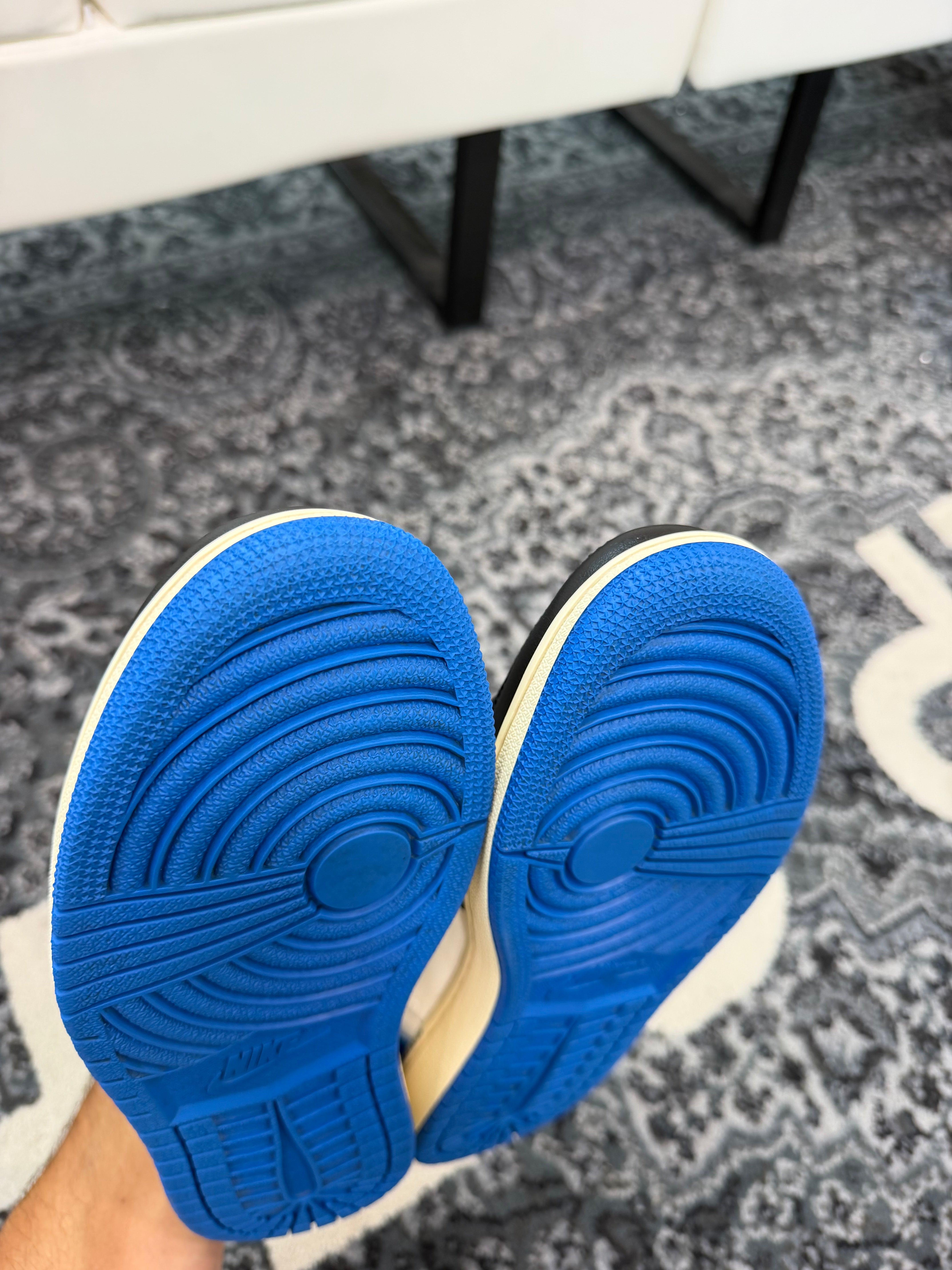 Jordan 1 Low x Travis Scott “Fragment”