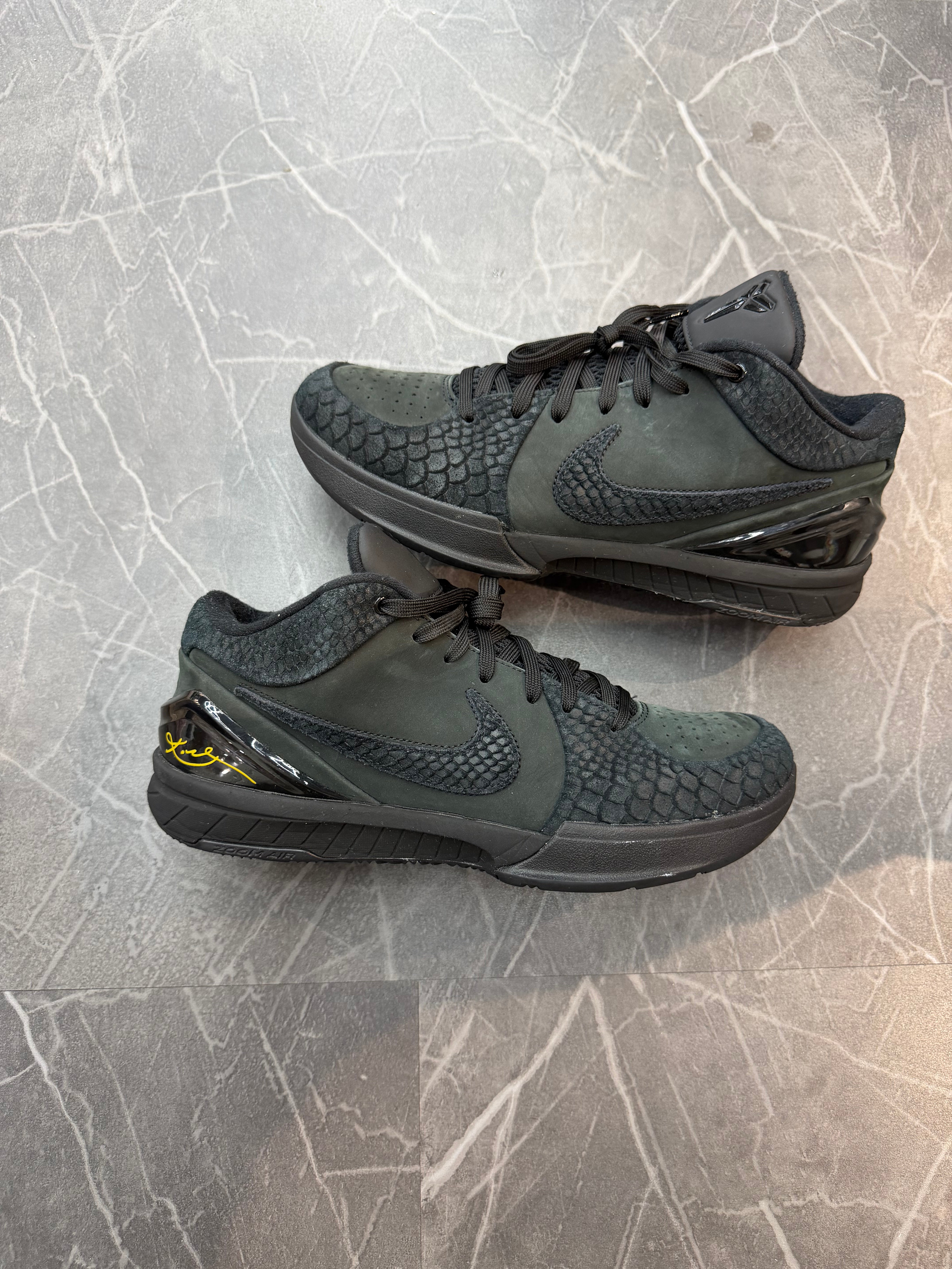 Nike Kobe 4 Protro “Gift Of Mamba”