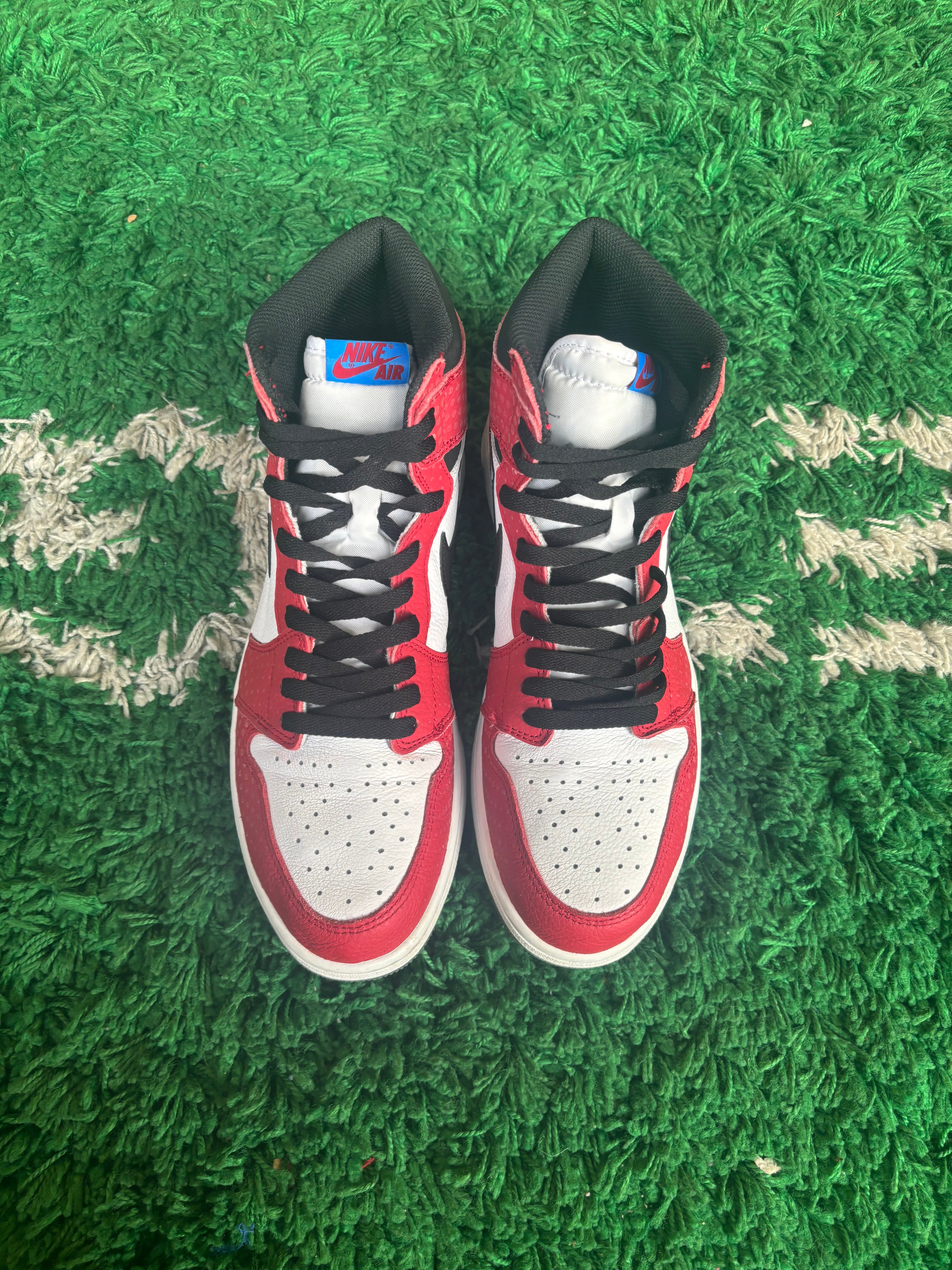 Jordan 1 High “Spider-Man Origin Story”