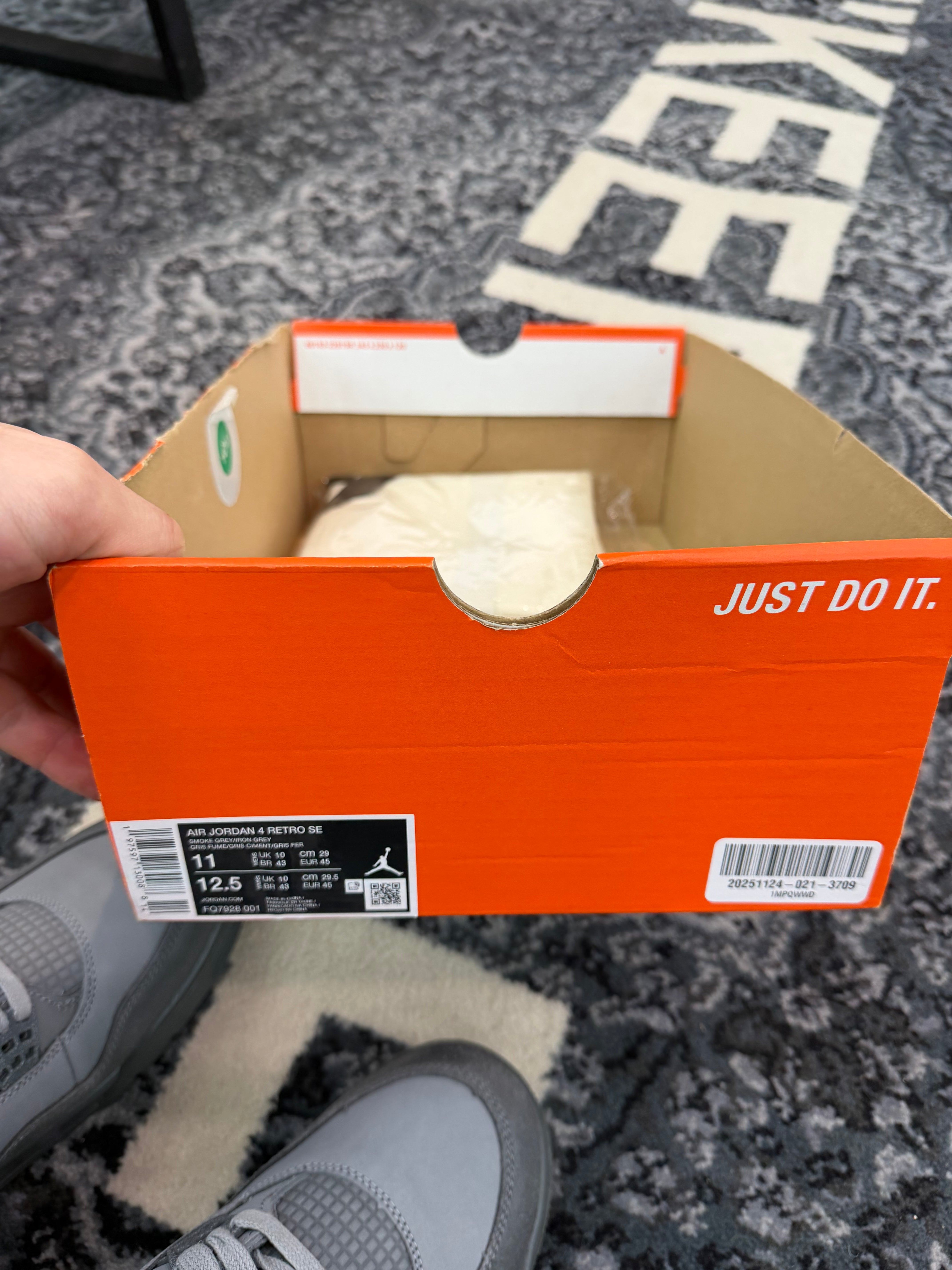 Jordan 4 “Wet Cement”
