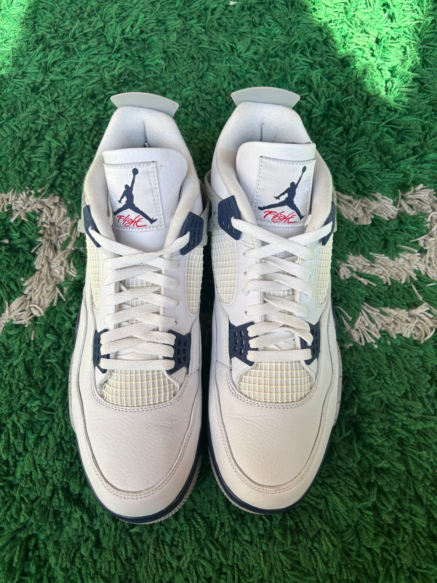 Jordan 4 “Midnight Navy”