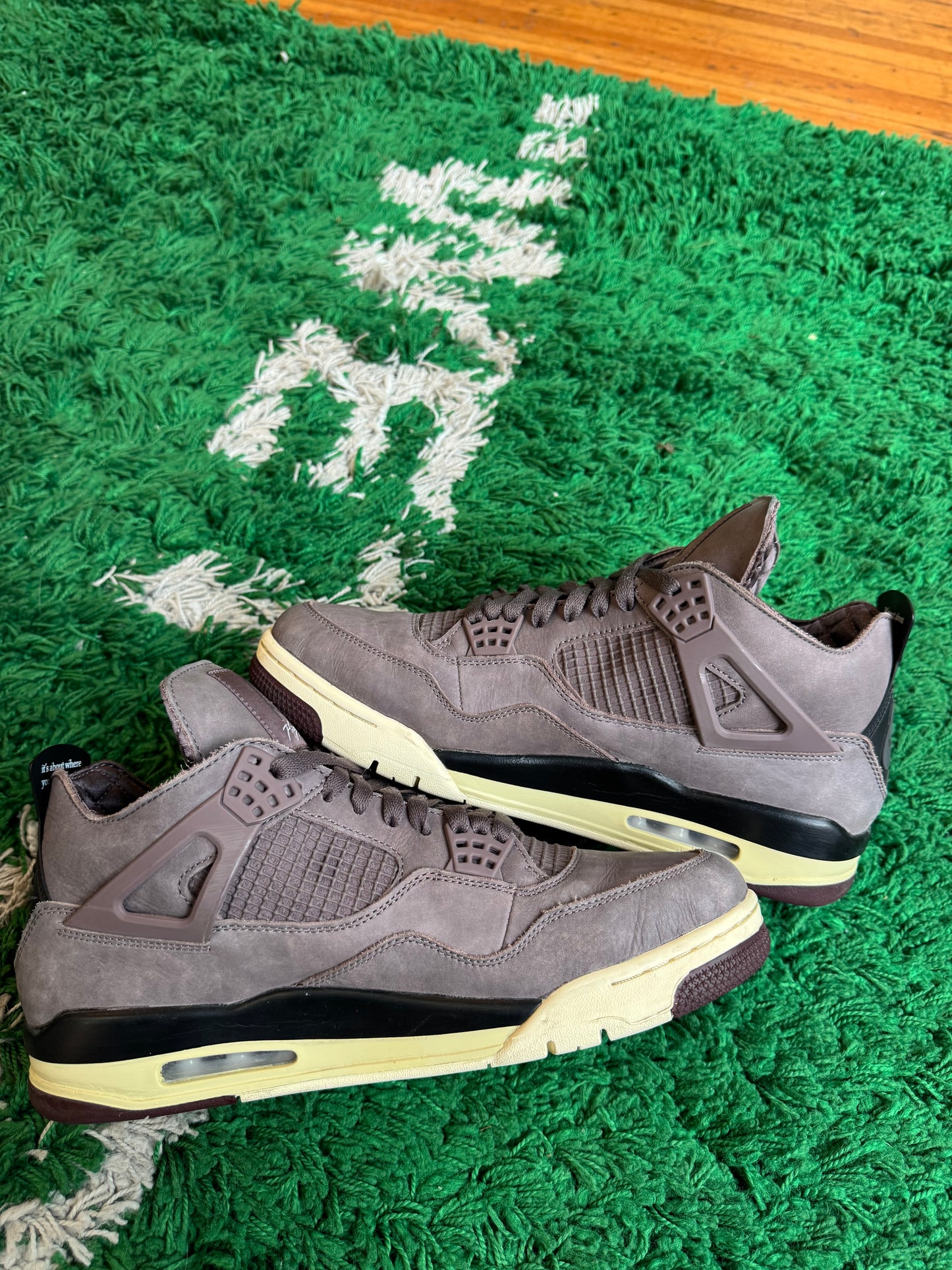 Jordan 4 x A Ma Maniere “Violet Ore”