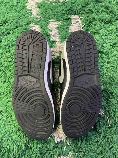 Jordan 1 Low “Shadow”