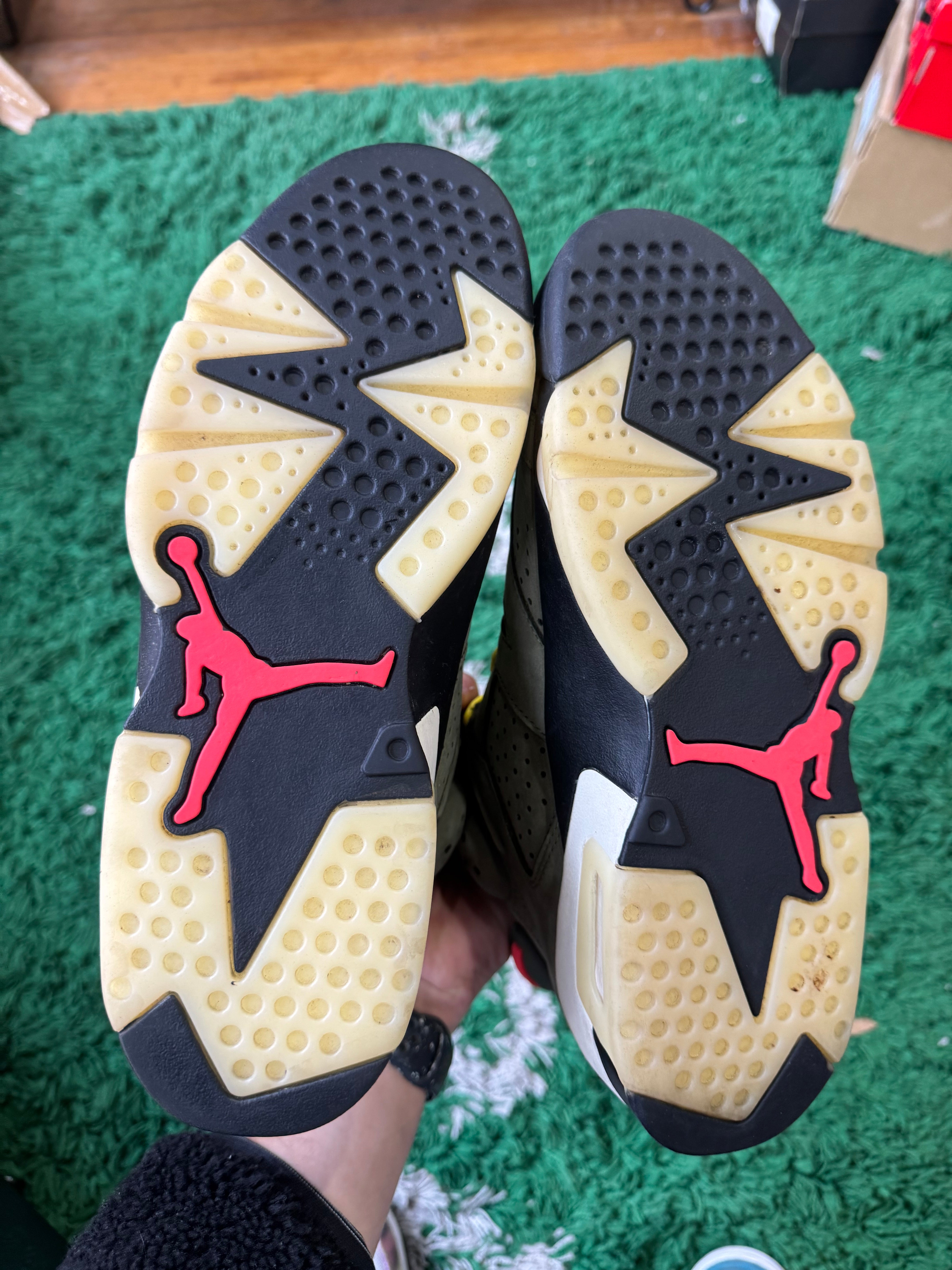 Travis Scott Jordan 6 “Olive”