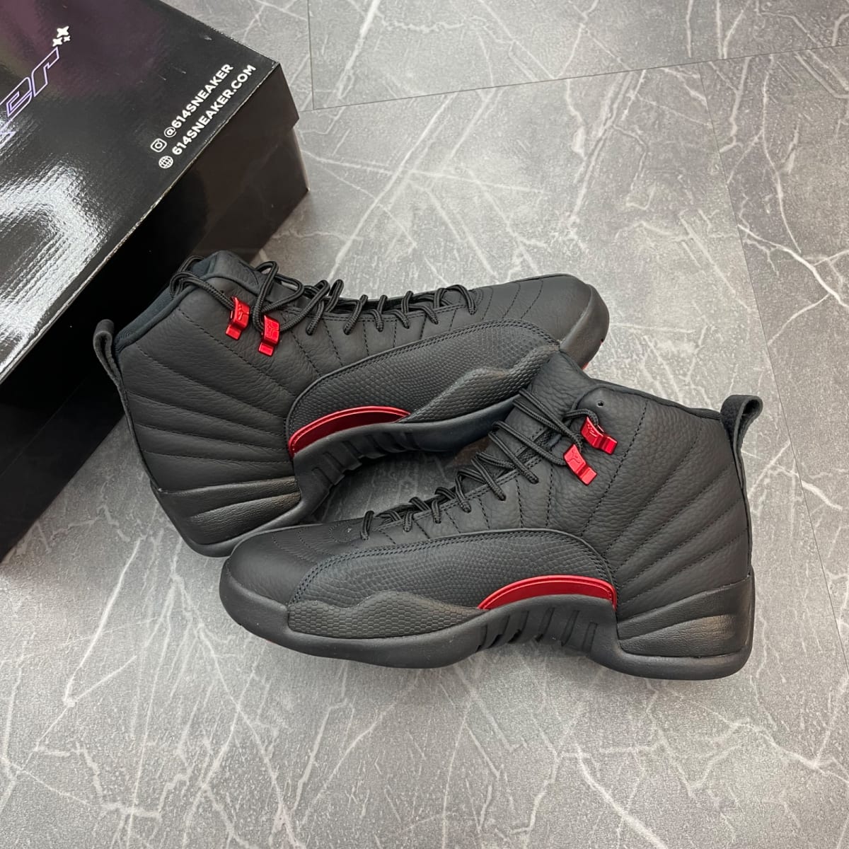 Jordan 12 Retro Bloodline (Size 9) (Lightly Worn)