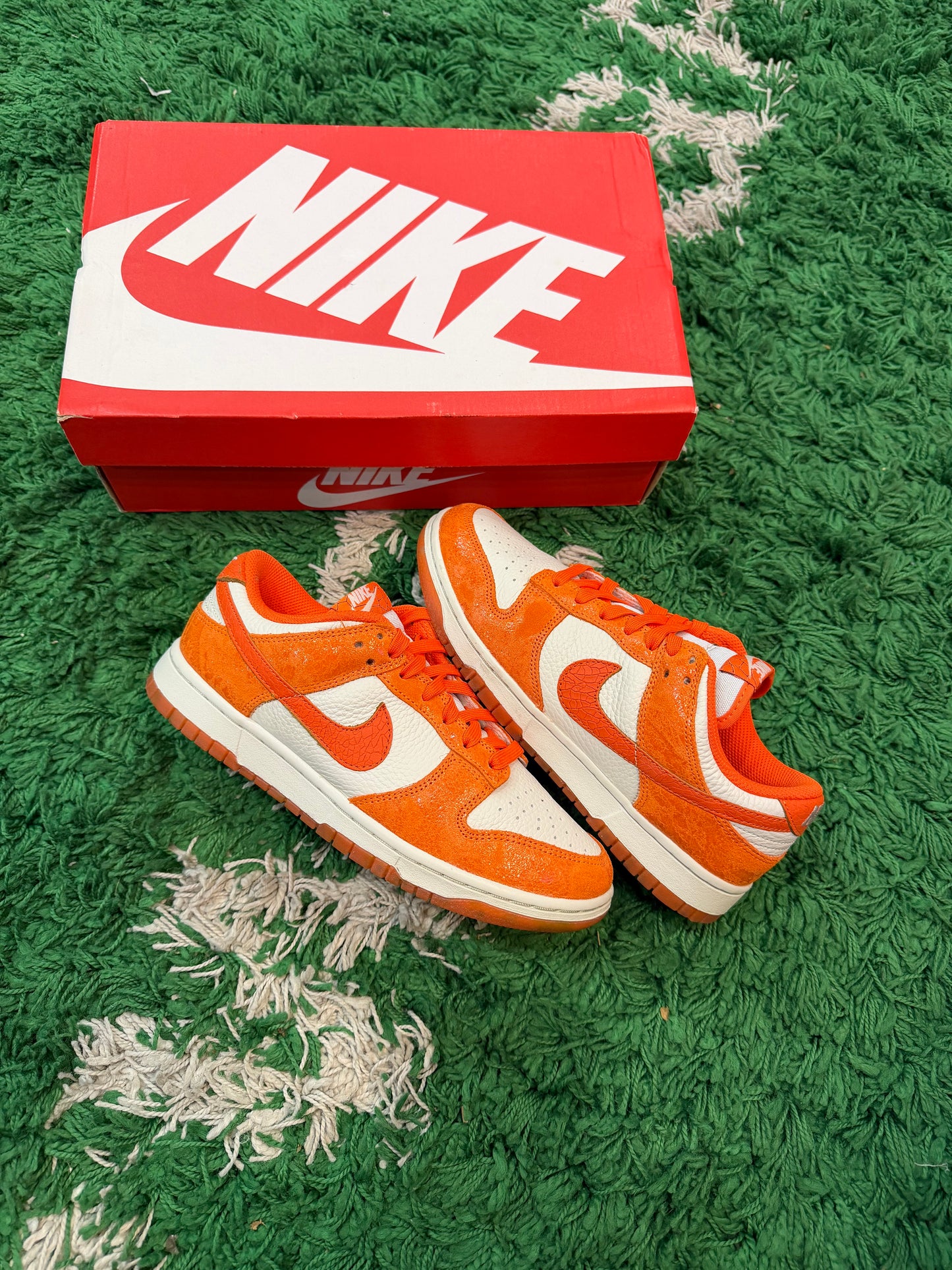 Nike Dunk Low “Cracked Orange”