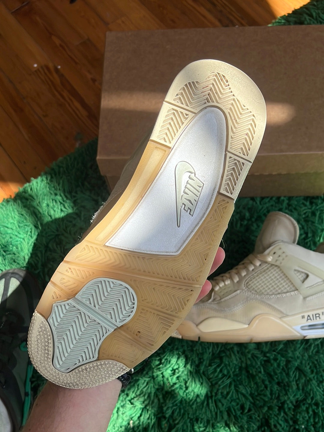 Jordan 4 x Off-White “Sail”