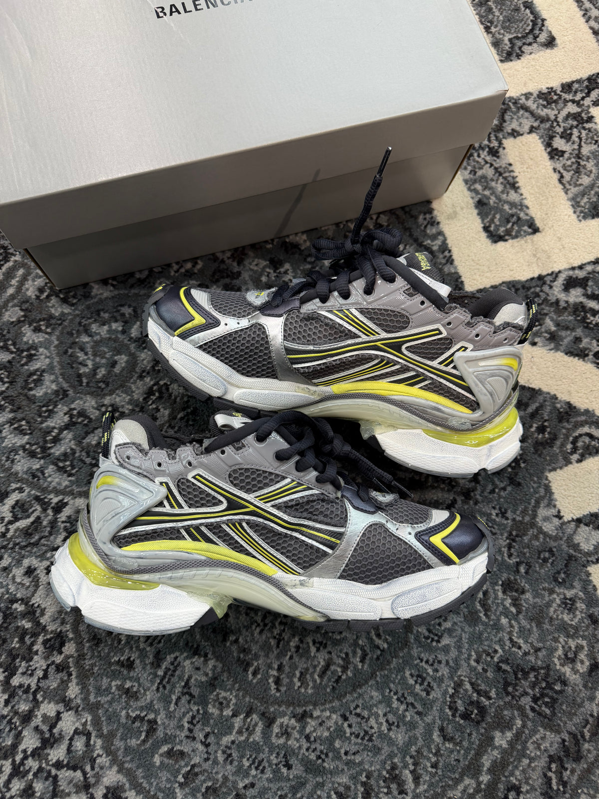 Balenciaga Runner “Yellow Grey”