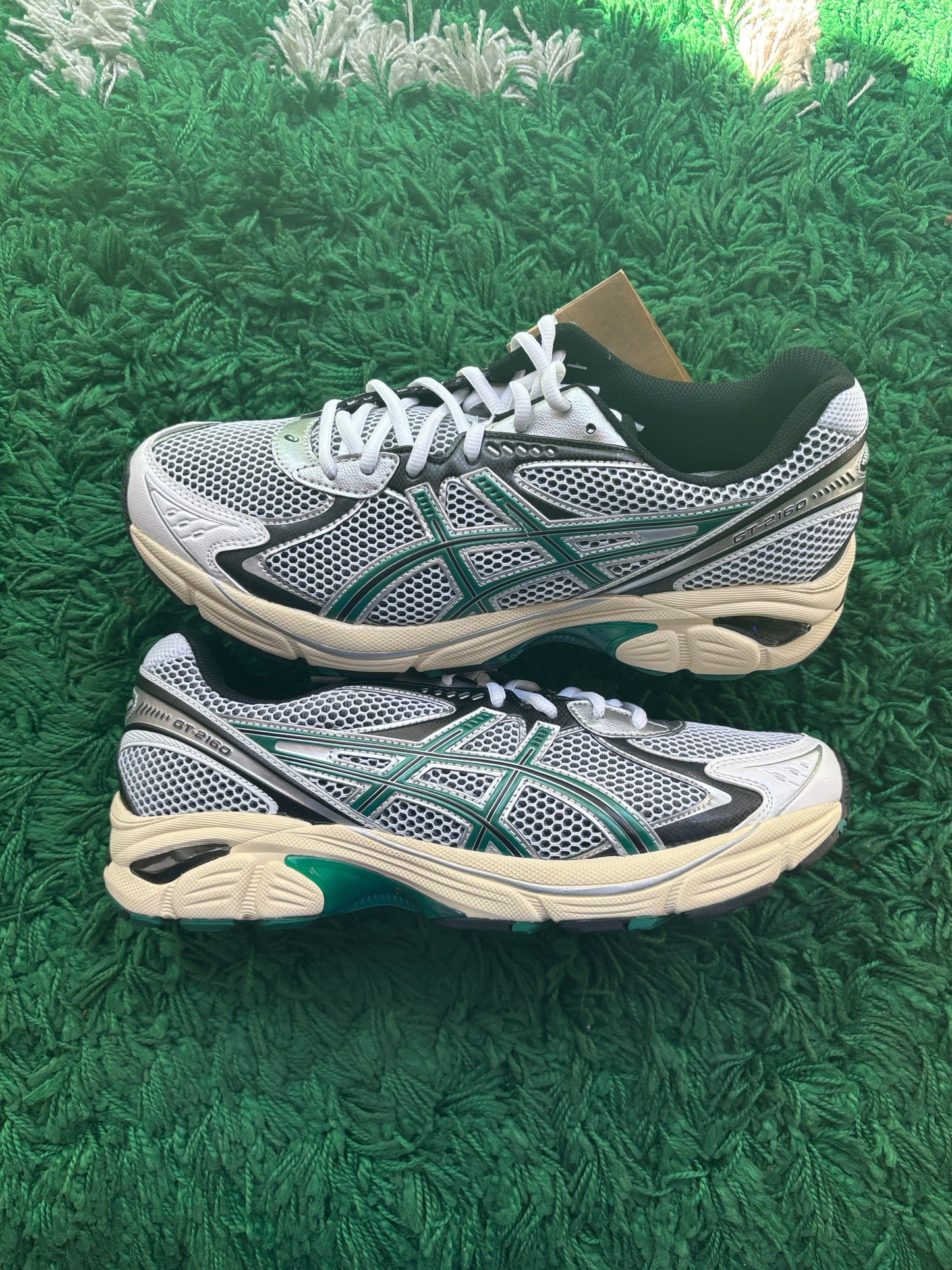 ASICS GT-2160 “White Jasper Green”