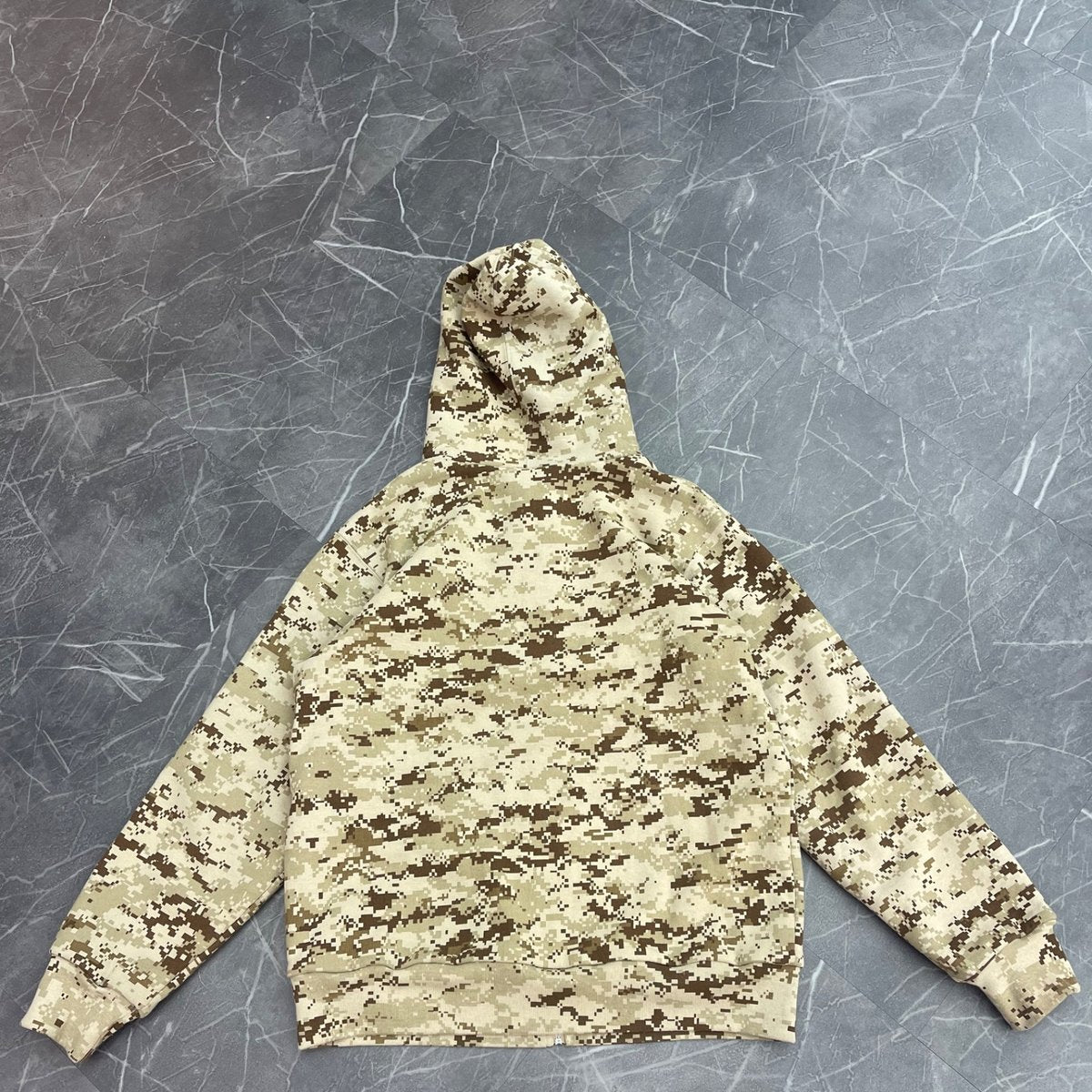 Supreme Arc Logo Thermal Zip Up Sweatshirt Tan Digi Camo (Size L) (Lightly Worn)